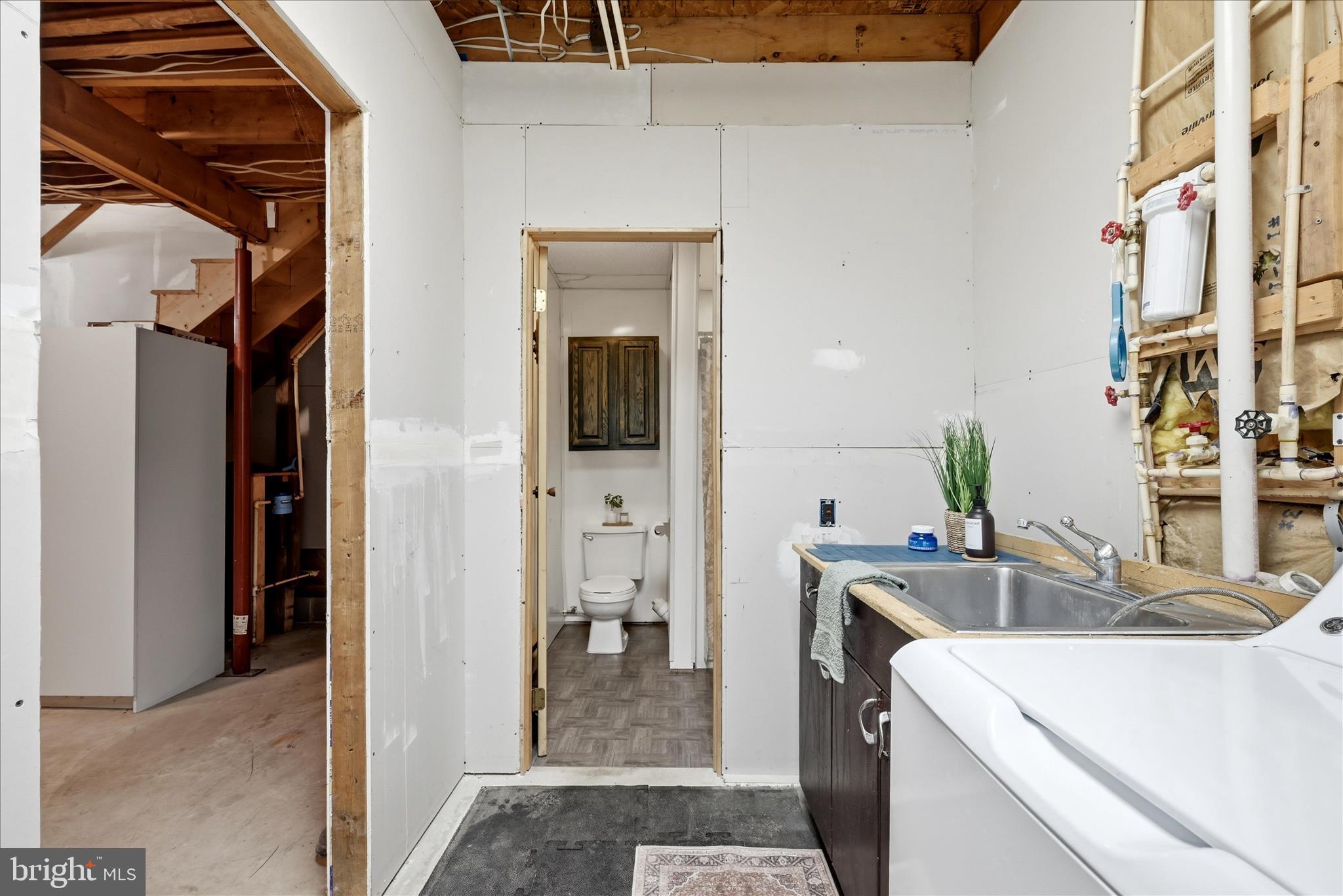 ROBINWOOD RETREAT - Residential