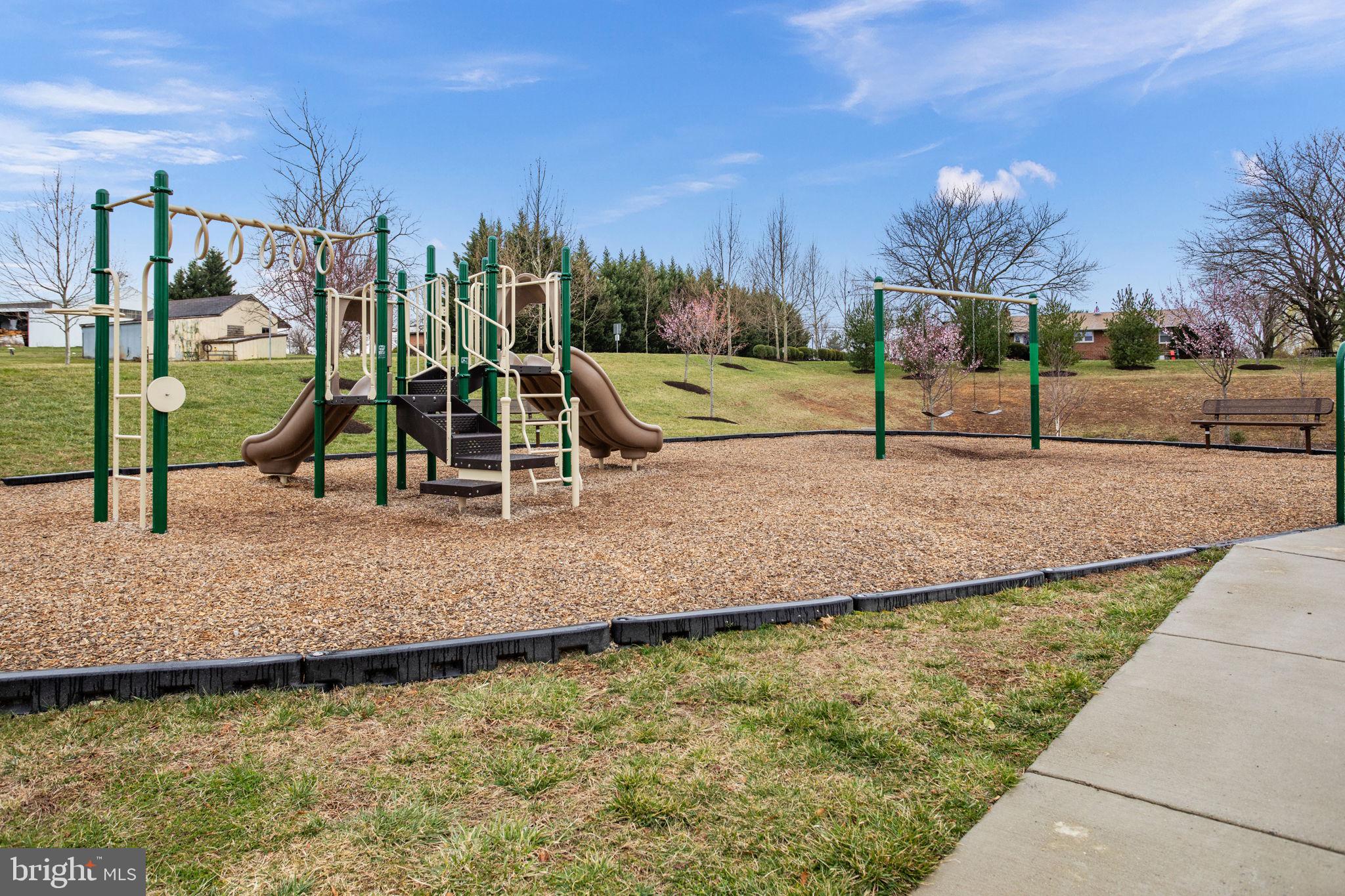 LAKE ANITA LOUISE - Residential Lease