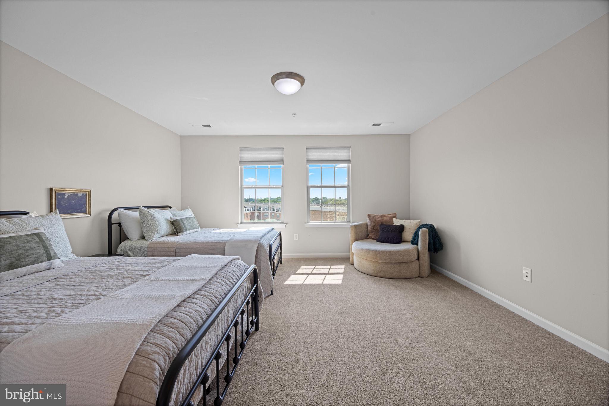 O'DONNELL SQUARE - Residential