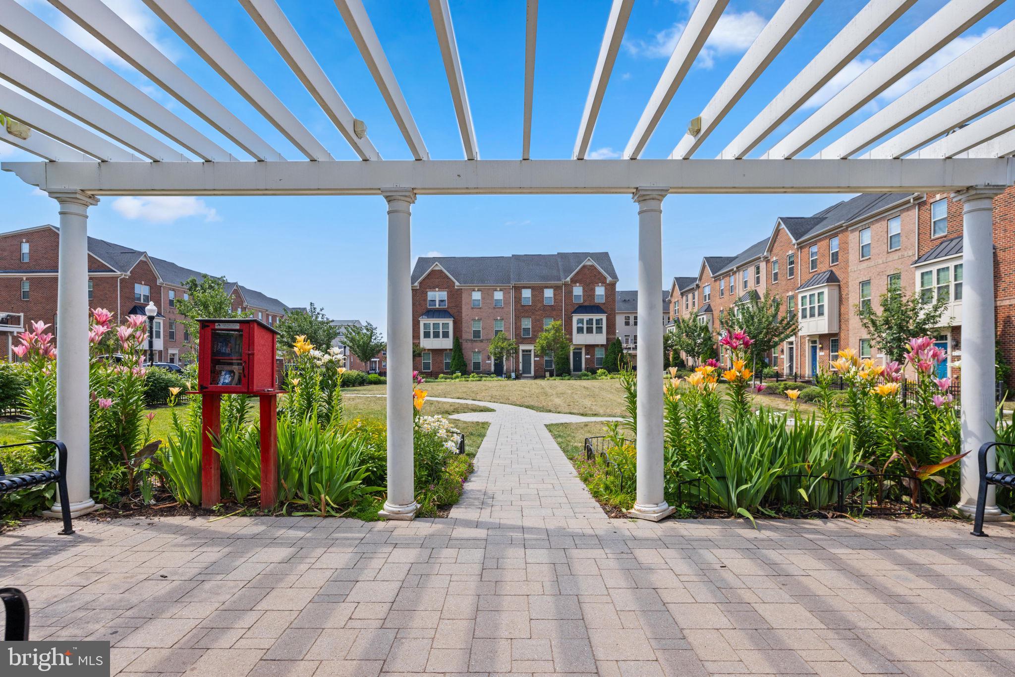 O'DONNELL SQUARE - Residential