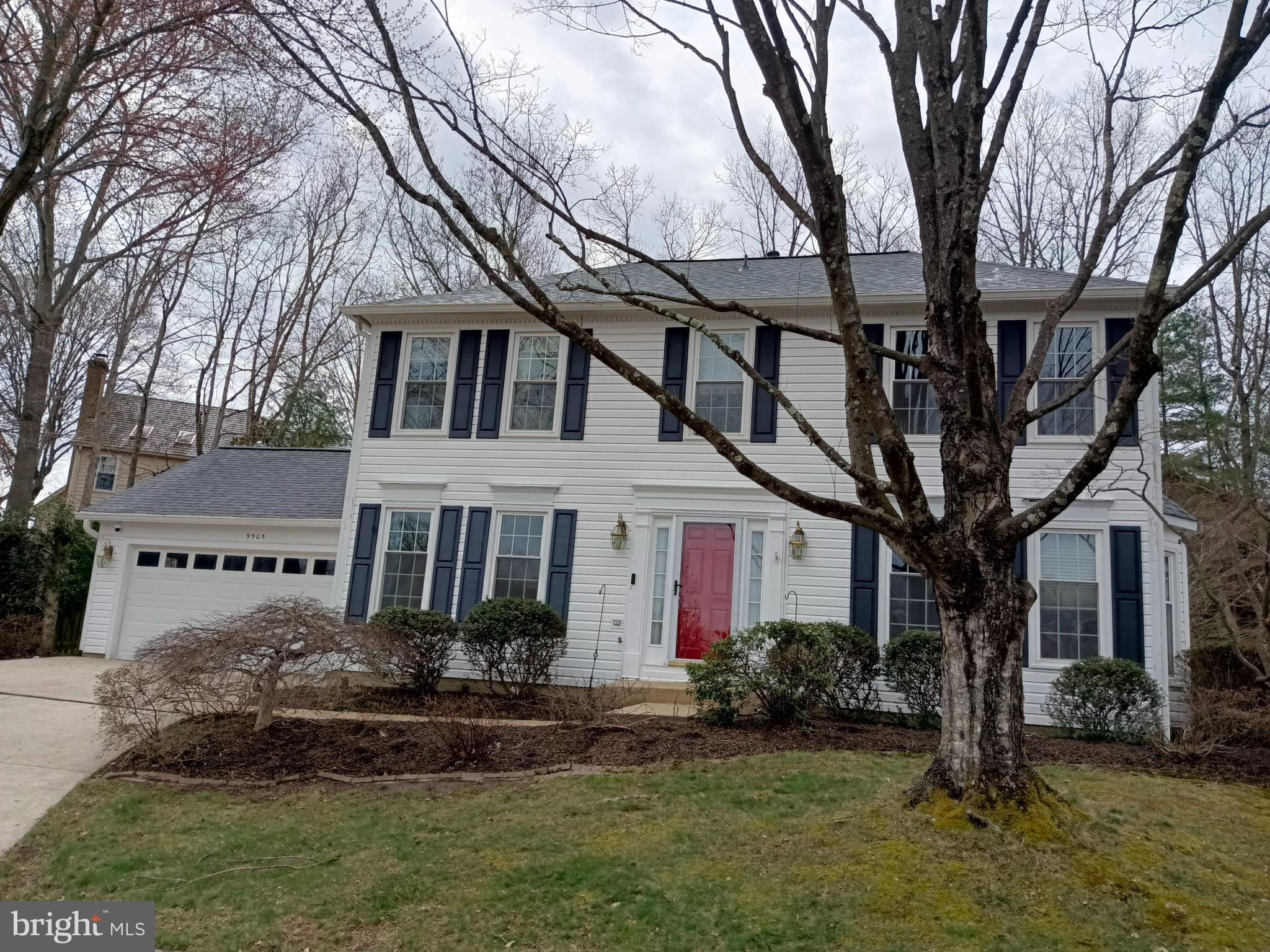 LONGWOOD KNOLLS - Residential