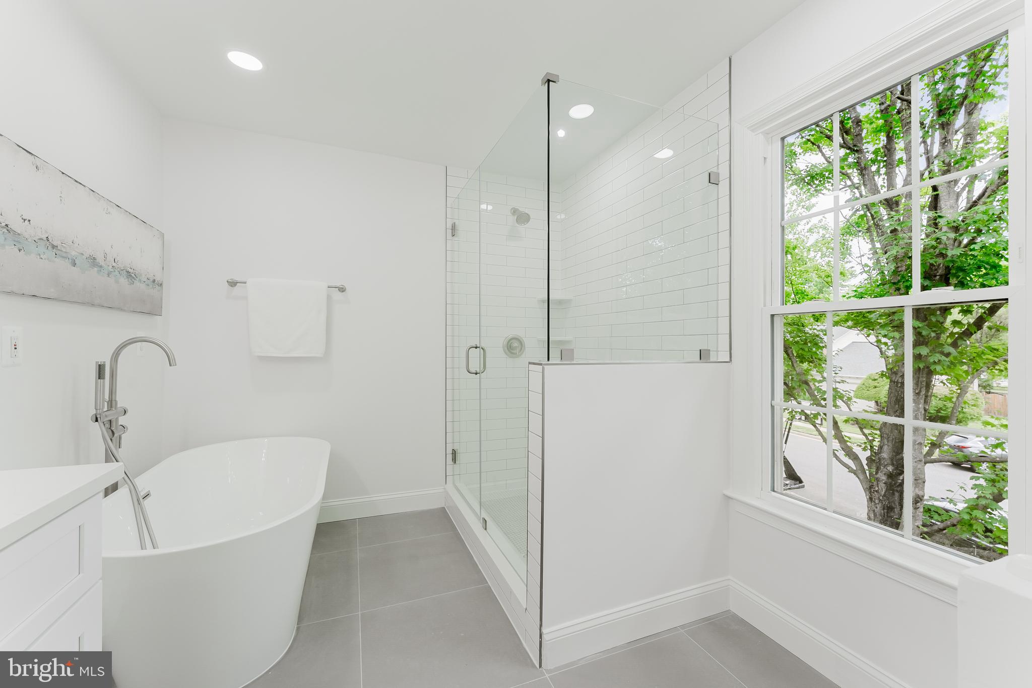 LONGWOOD KNOLLS - Residential