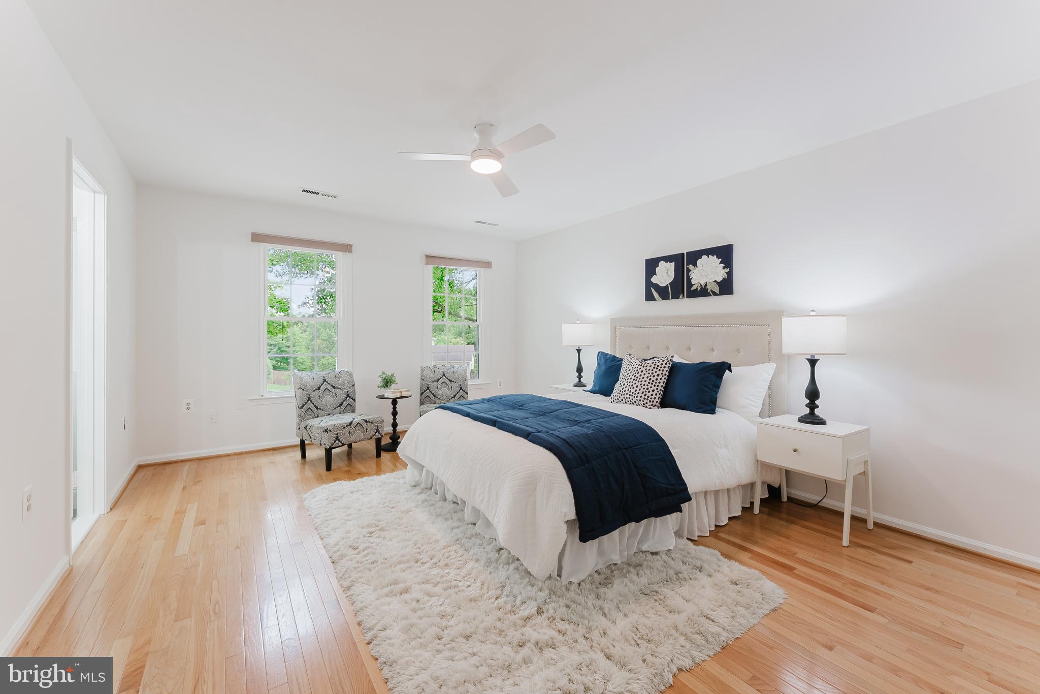 LONGWOOD KNOLLS - Residential
