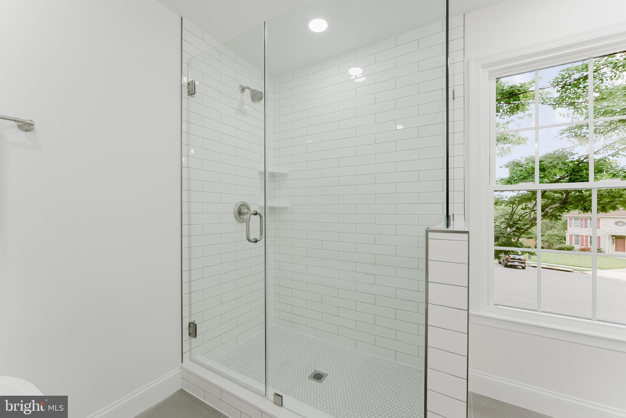 LONGWOOD KNOLLS - Residential