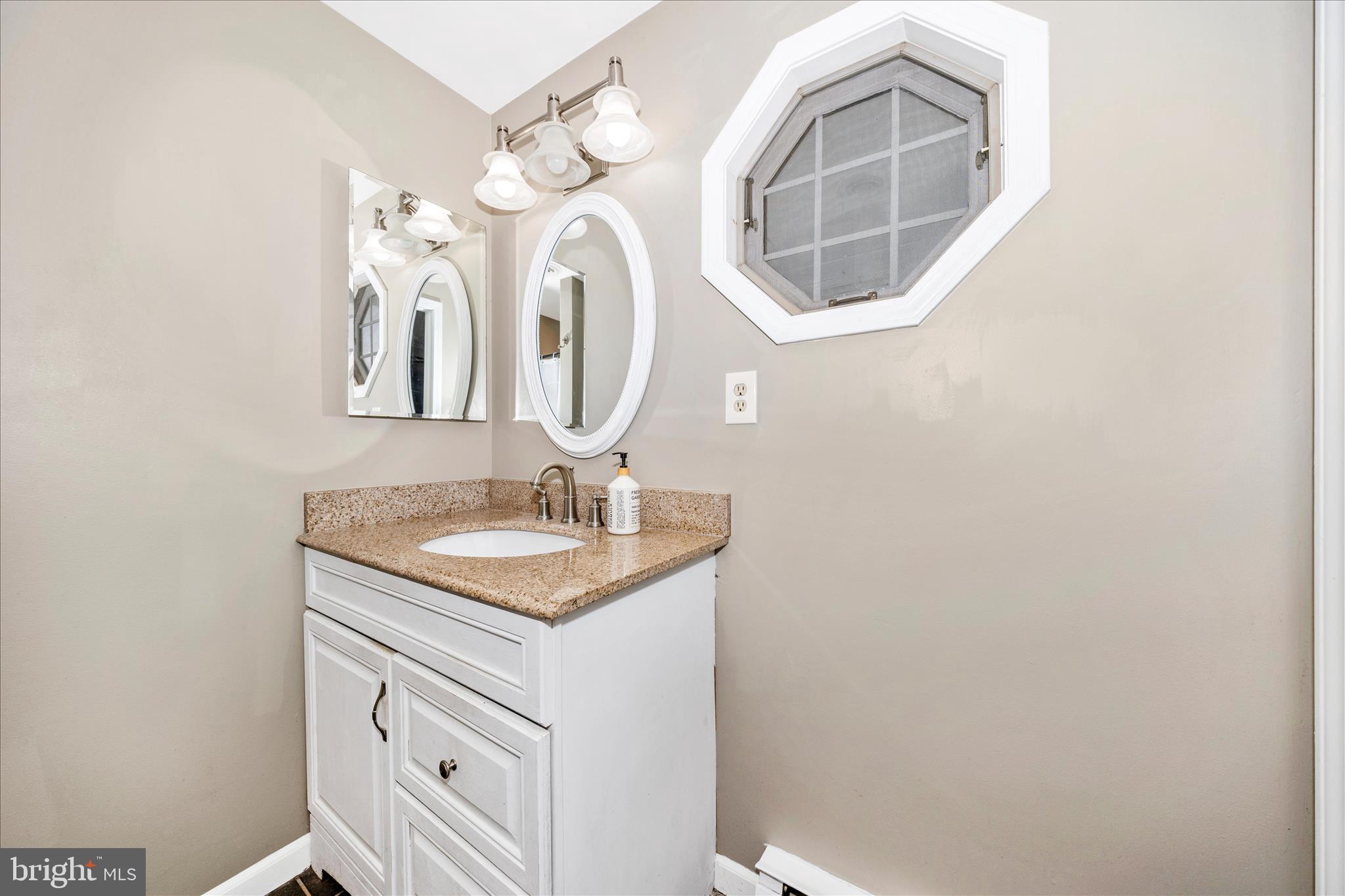 BRADDOCK HEIGHTS - Residential