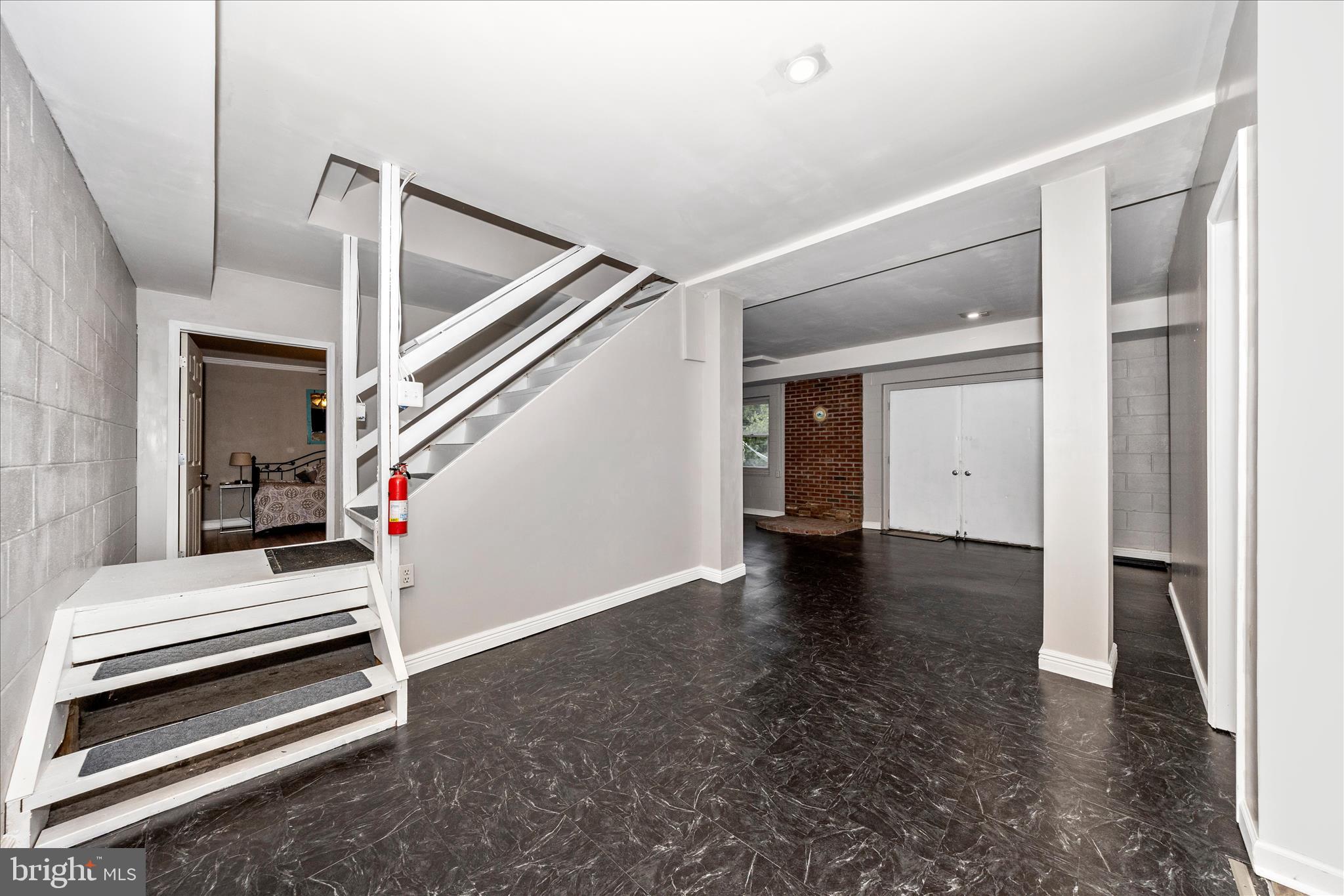 BRADDOCK HEIGHTS - Residential