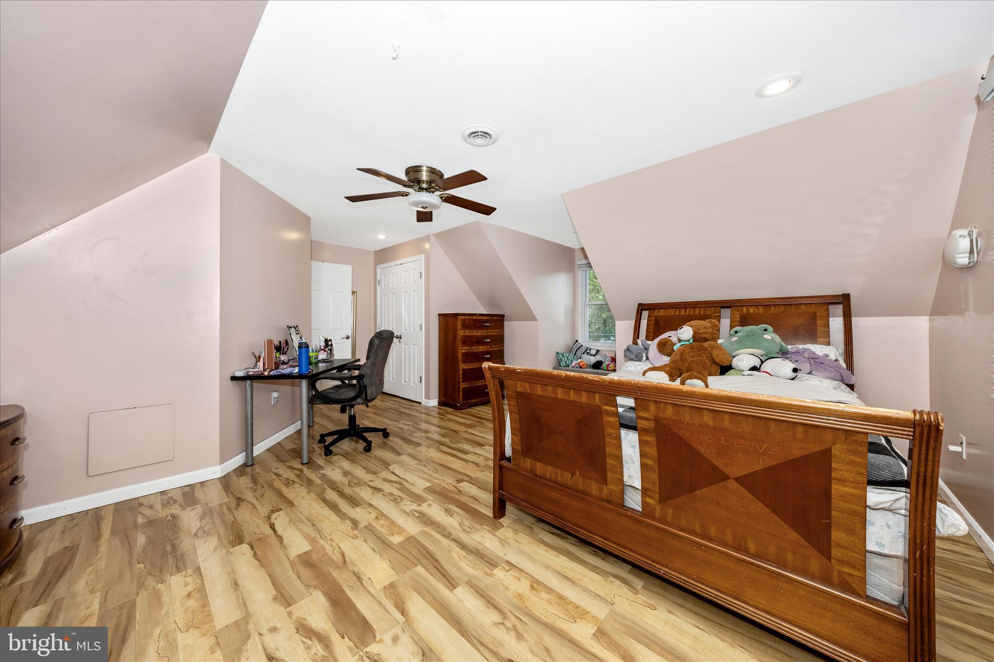 BRADDOCK HEIGHTS - Residential
