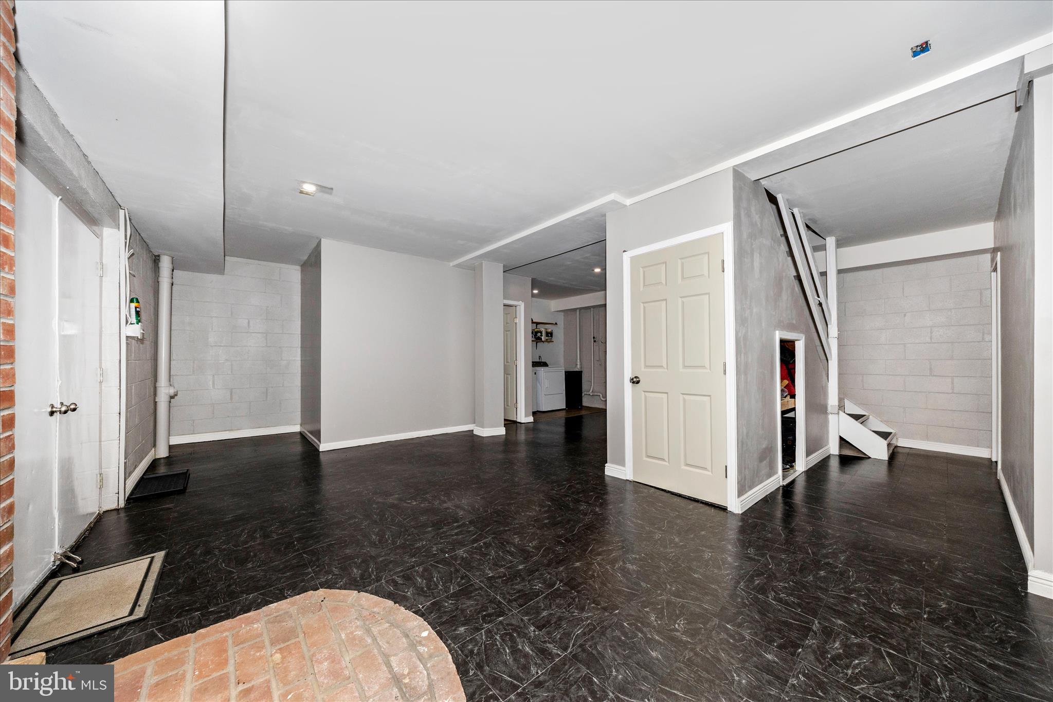 BRADDOCK HEIGHTS - Residential