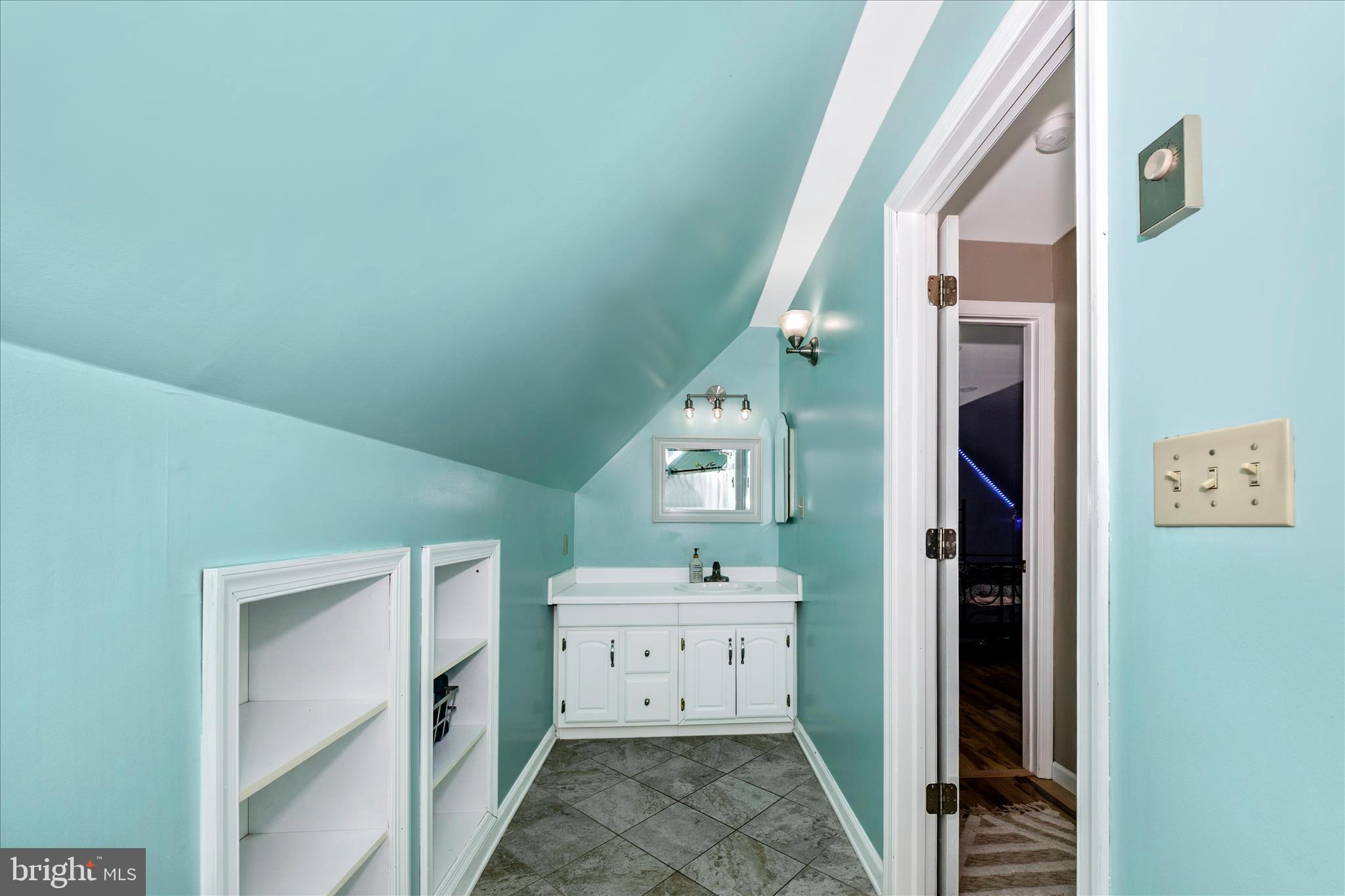 BRADDOCK HEIGHTS - Residential
