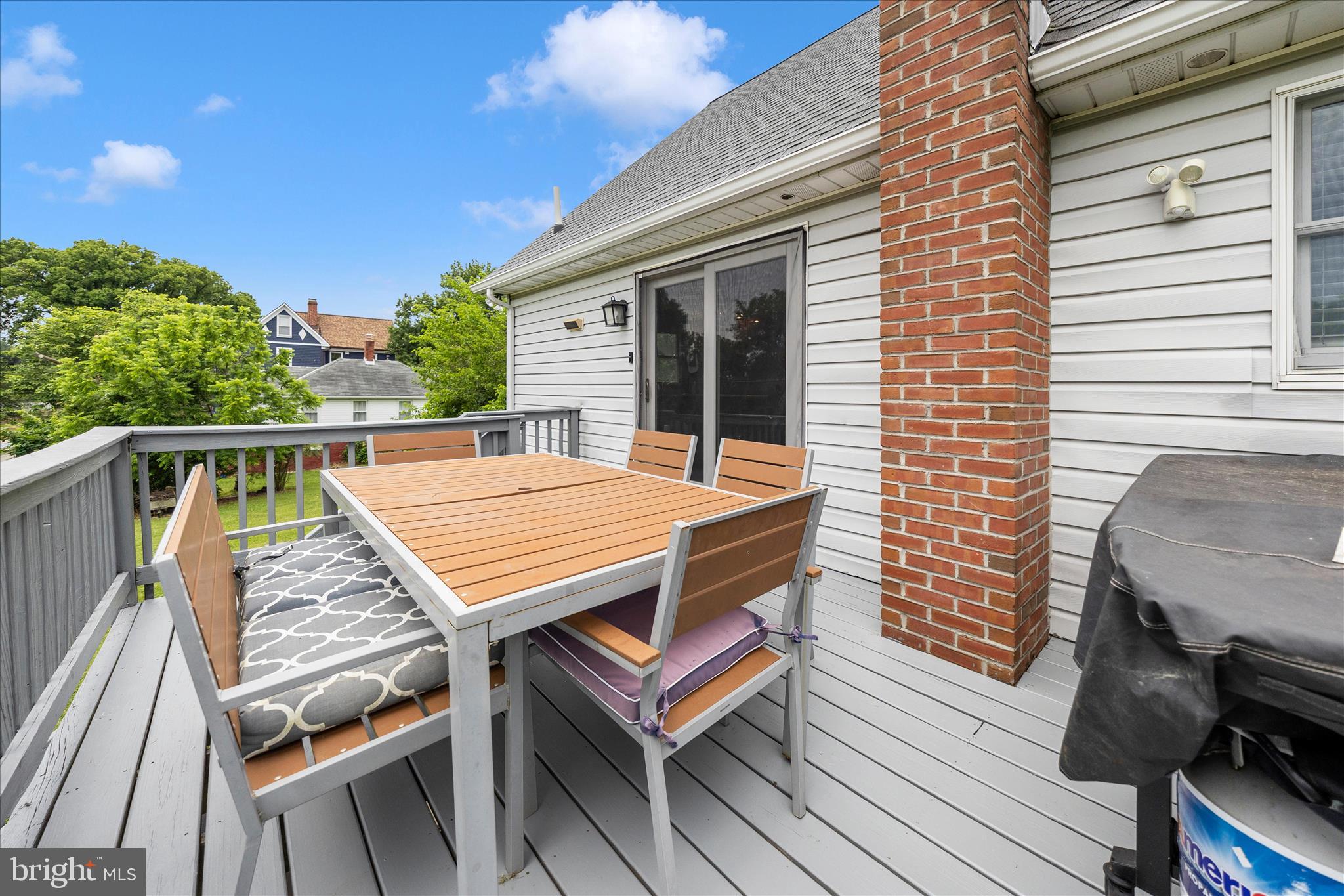 BRADDOCK HEIGHTS - Residential