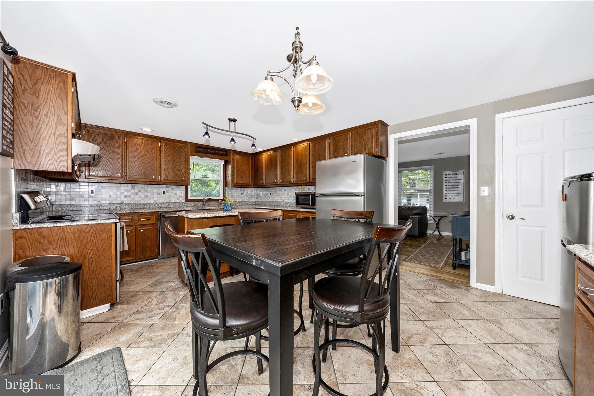 BRADDOCK HEIGHTS - Residential