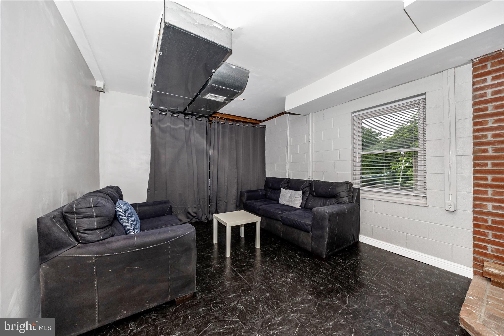 BRADDOCK HEIGHTS - Residential