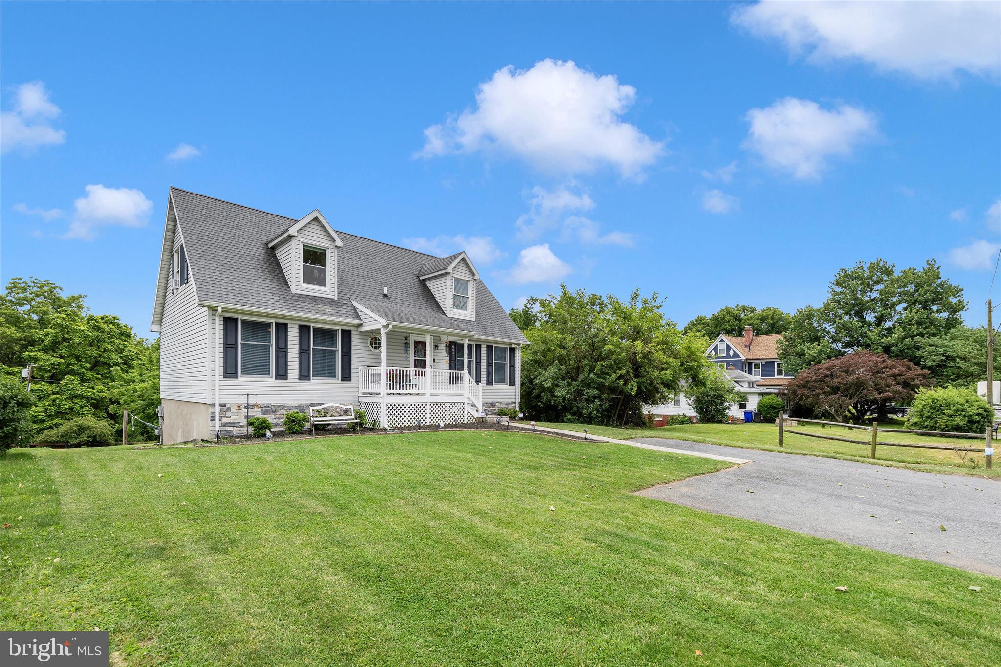 BRADDOCK HEIGHTS - Residential