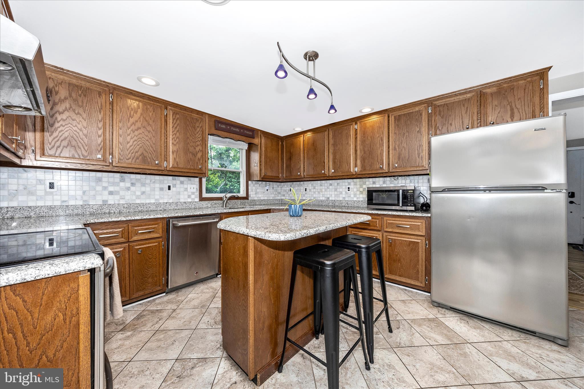 BRADDOCK HEIGHTS - Residential