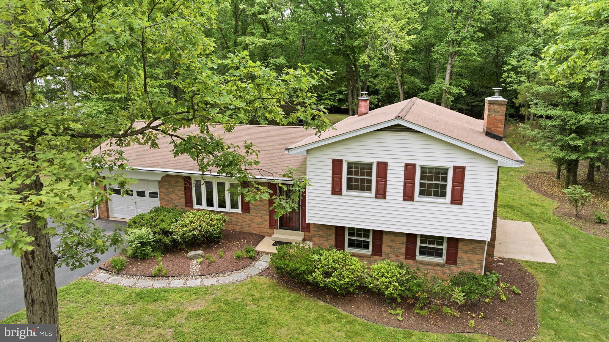 BROOKWOOD ESTATES - Residential