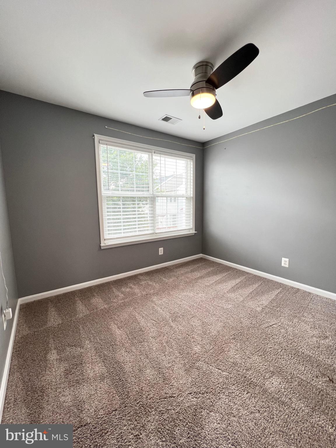 LOUDOUN PARKWAY CENTER - Residential Lease