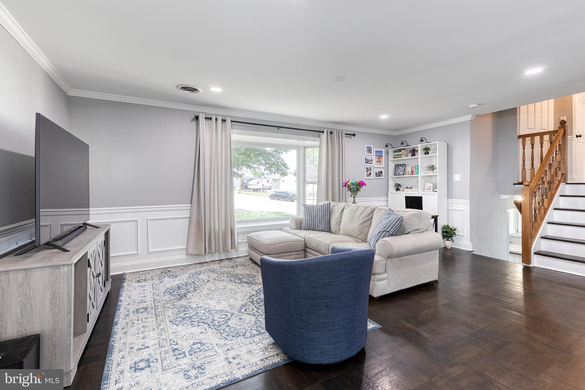 WYNNEWOOD - Residential