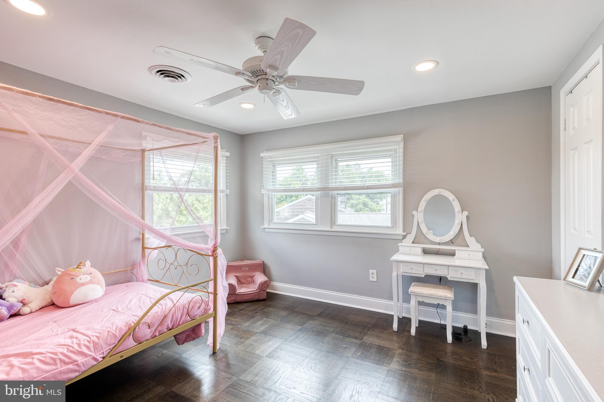 WYNNEWOOD - Residential