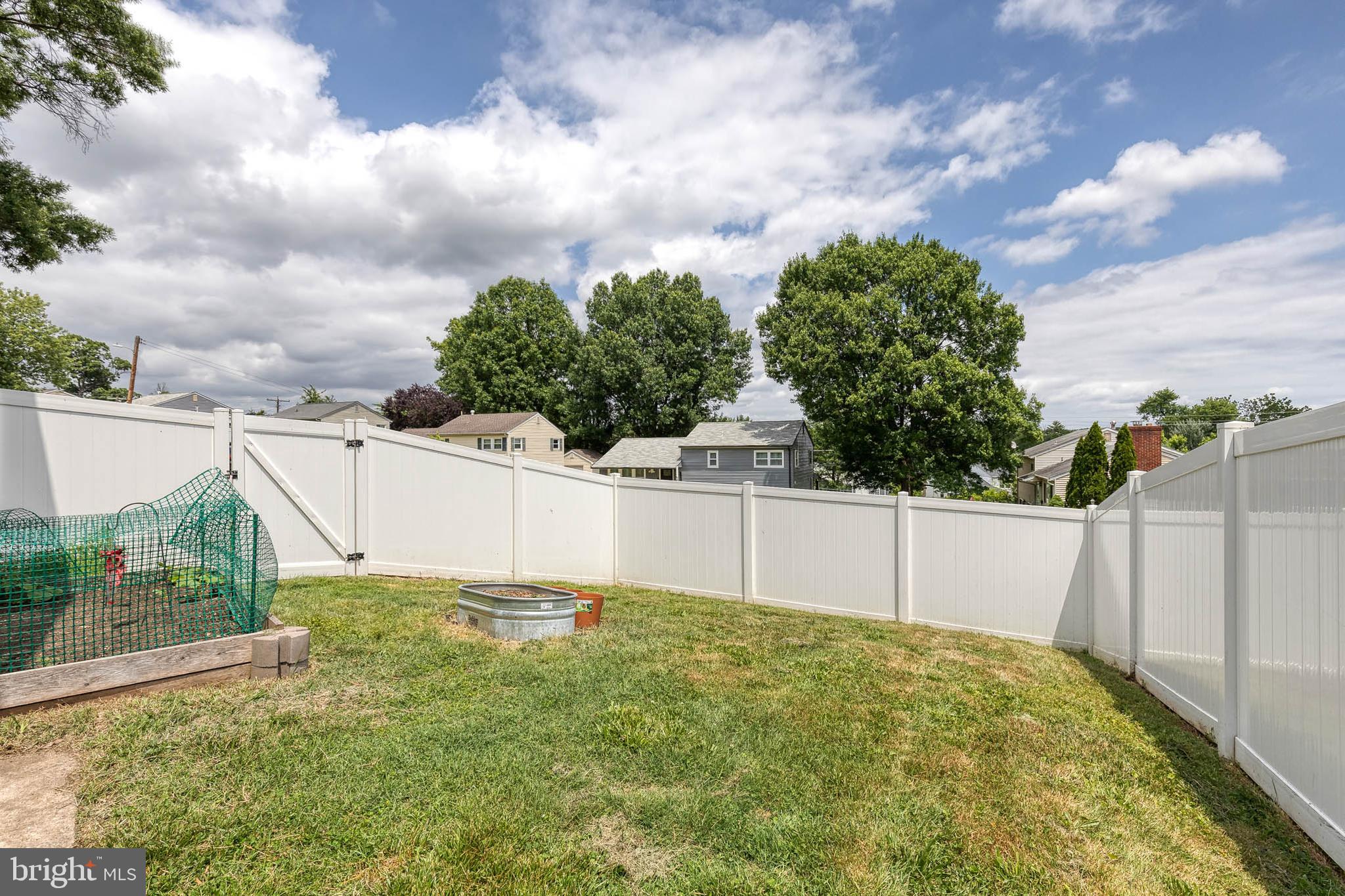 WYNNEWOOD - Residential