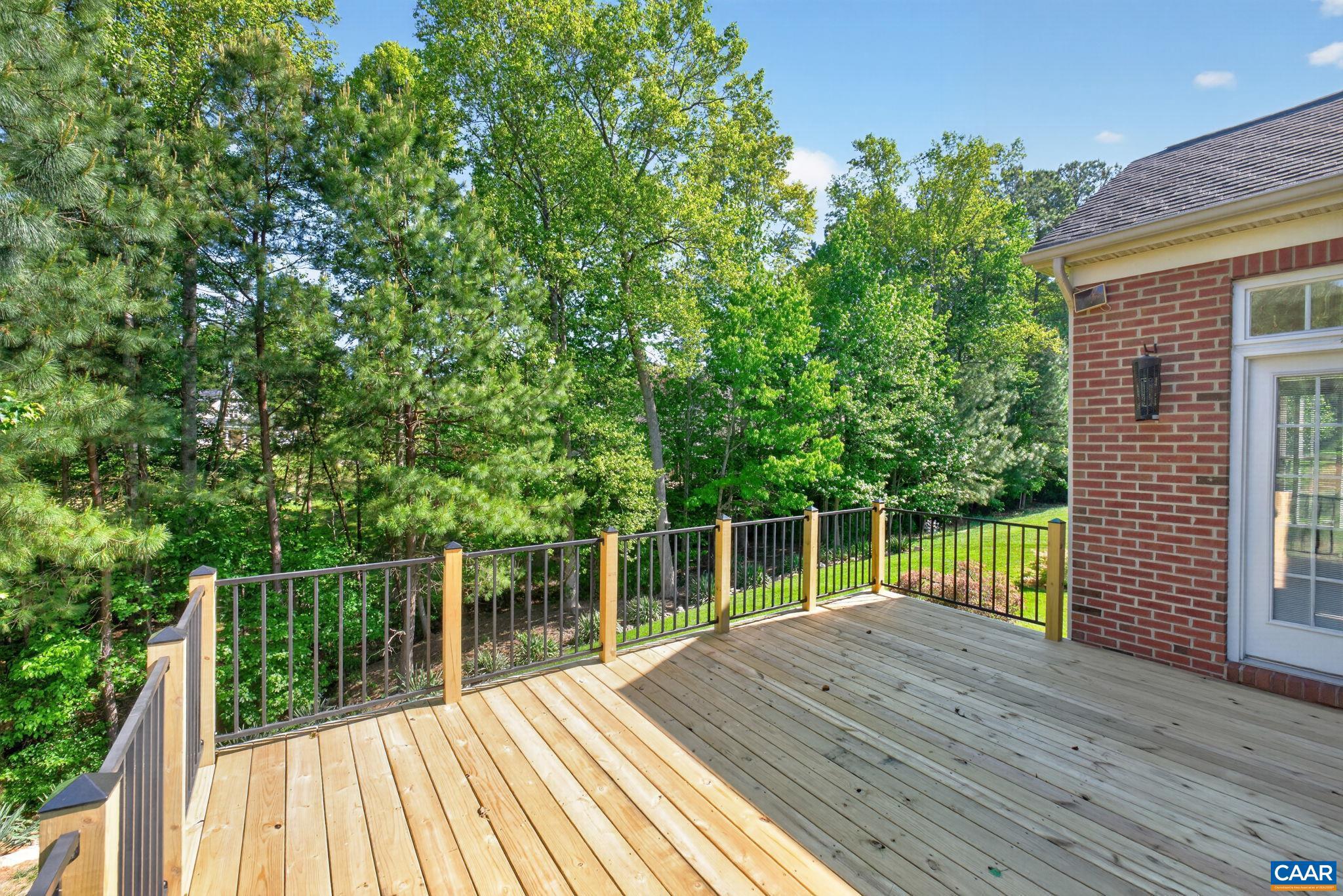 SPRING CREEK - Residential