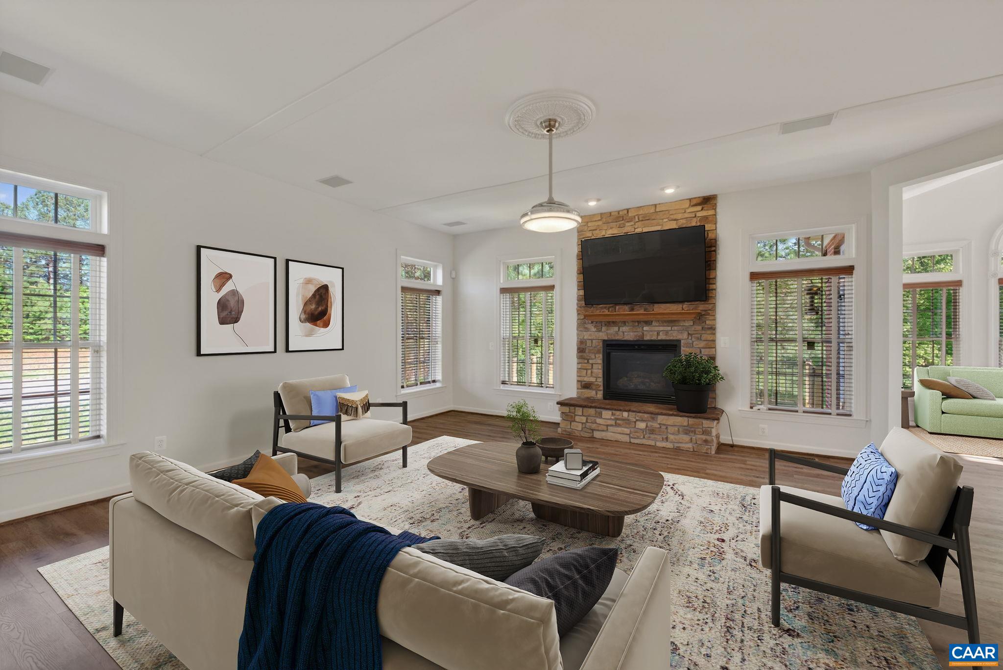 SPRING CREEK - Residential