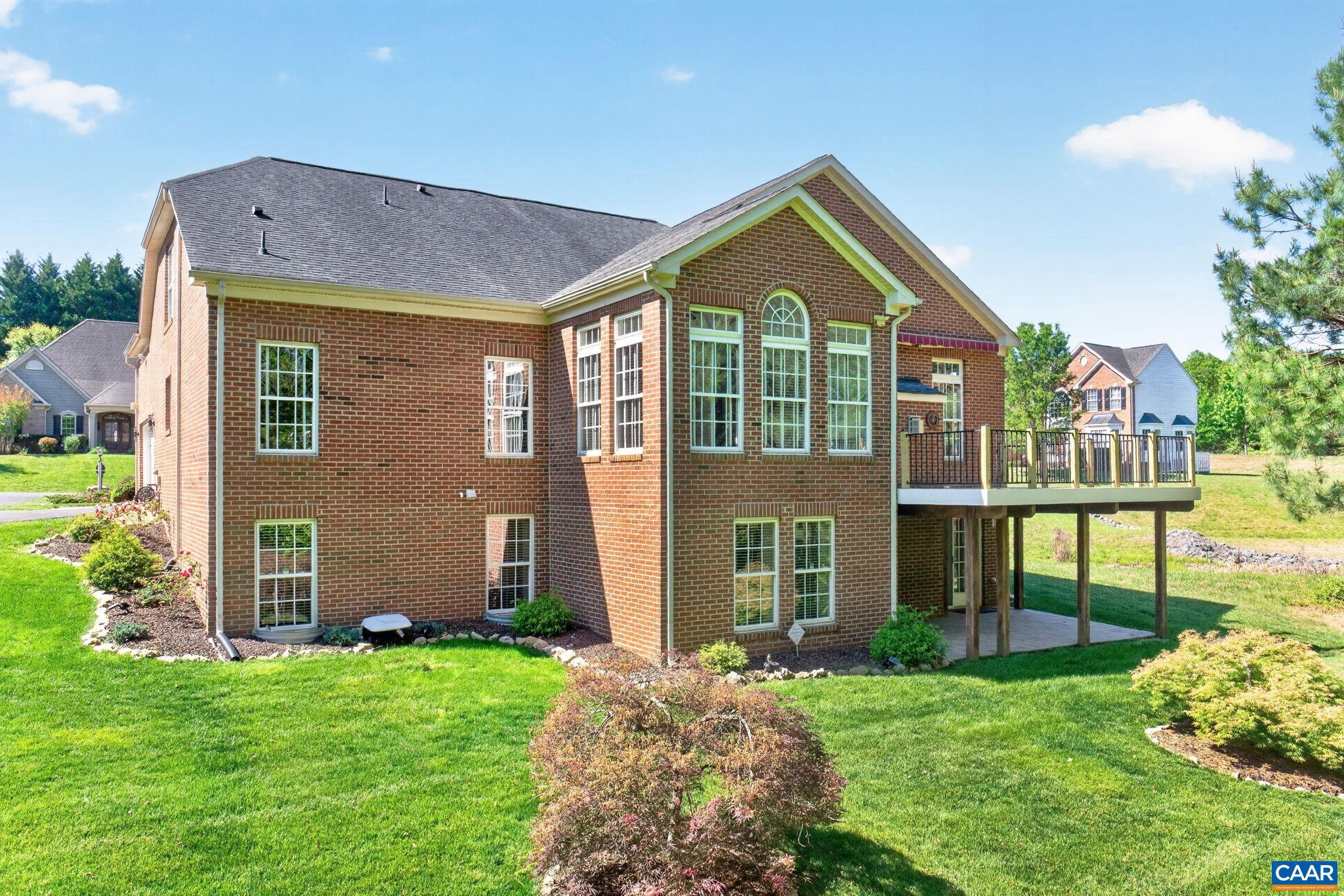 SPRING CREEK - Residential