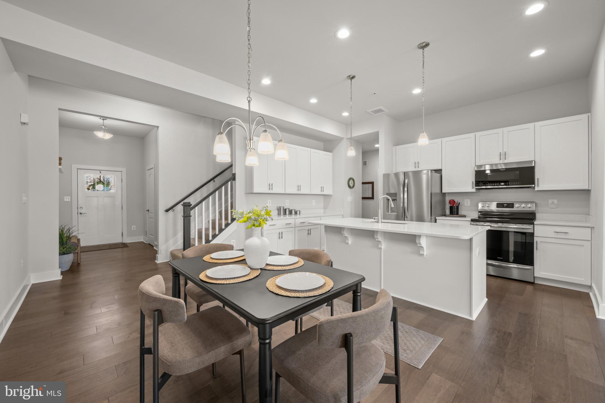 SNADER'S SUMMIT - Residential