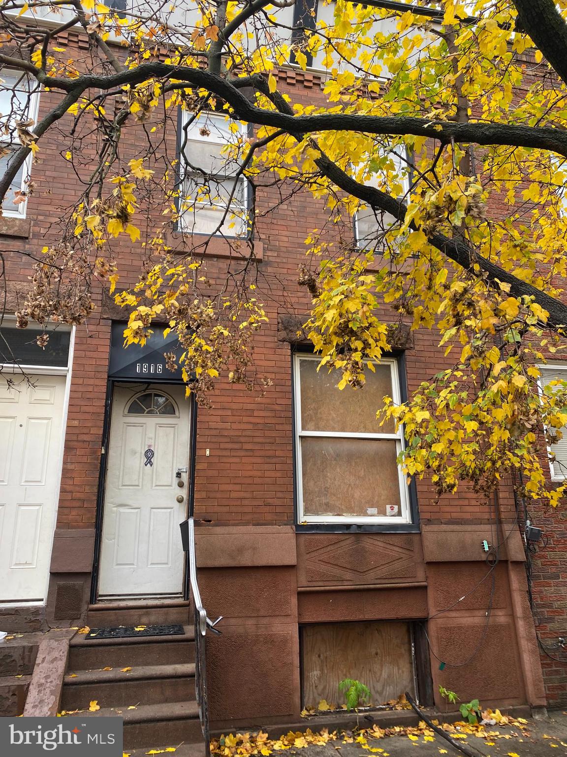 Great investment opportunity in Point Breeze.   A huge 2 Story in shell condition – 65 ft. deep.   This property was a 3-bedroom home and has been completely gutted and ready to rehab.   Being SOLD in “AS- IS” condition.  The seller will clean out the property.  Easy to show.