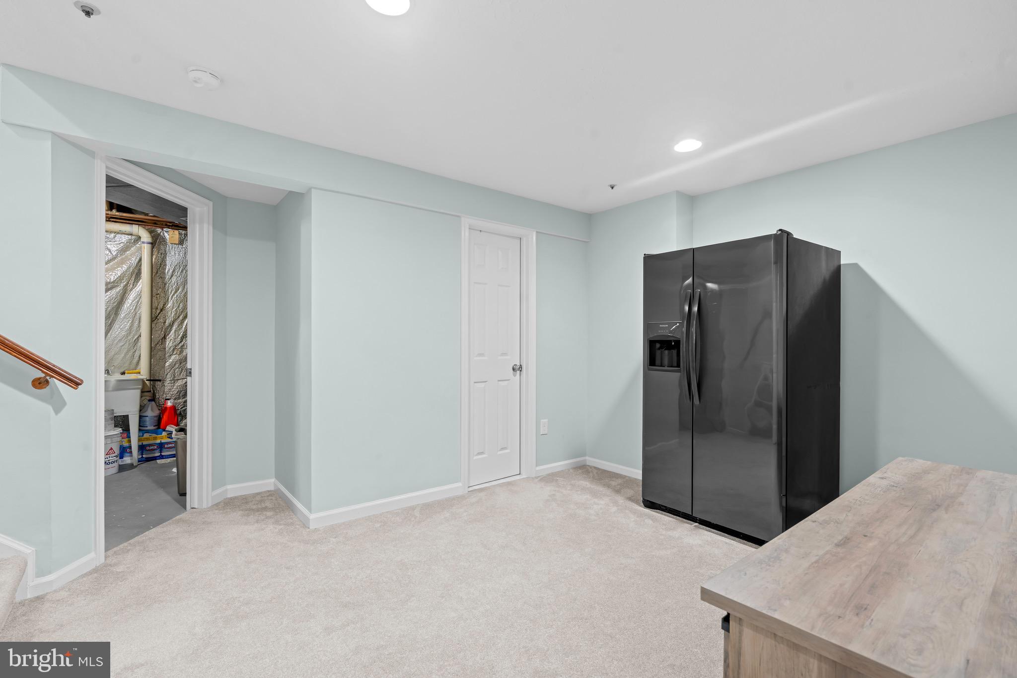 SADDLE CREEK - Residential