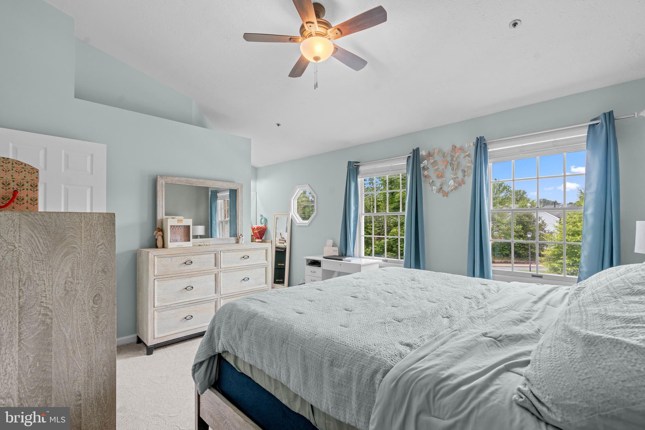 SADDLE CREEK - Residential