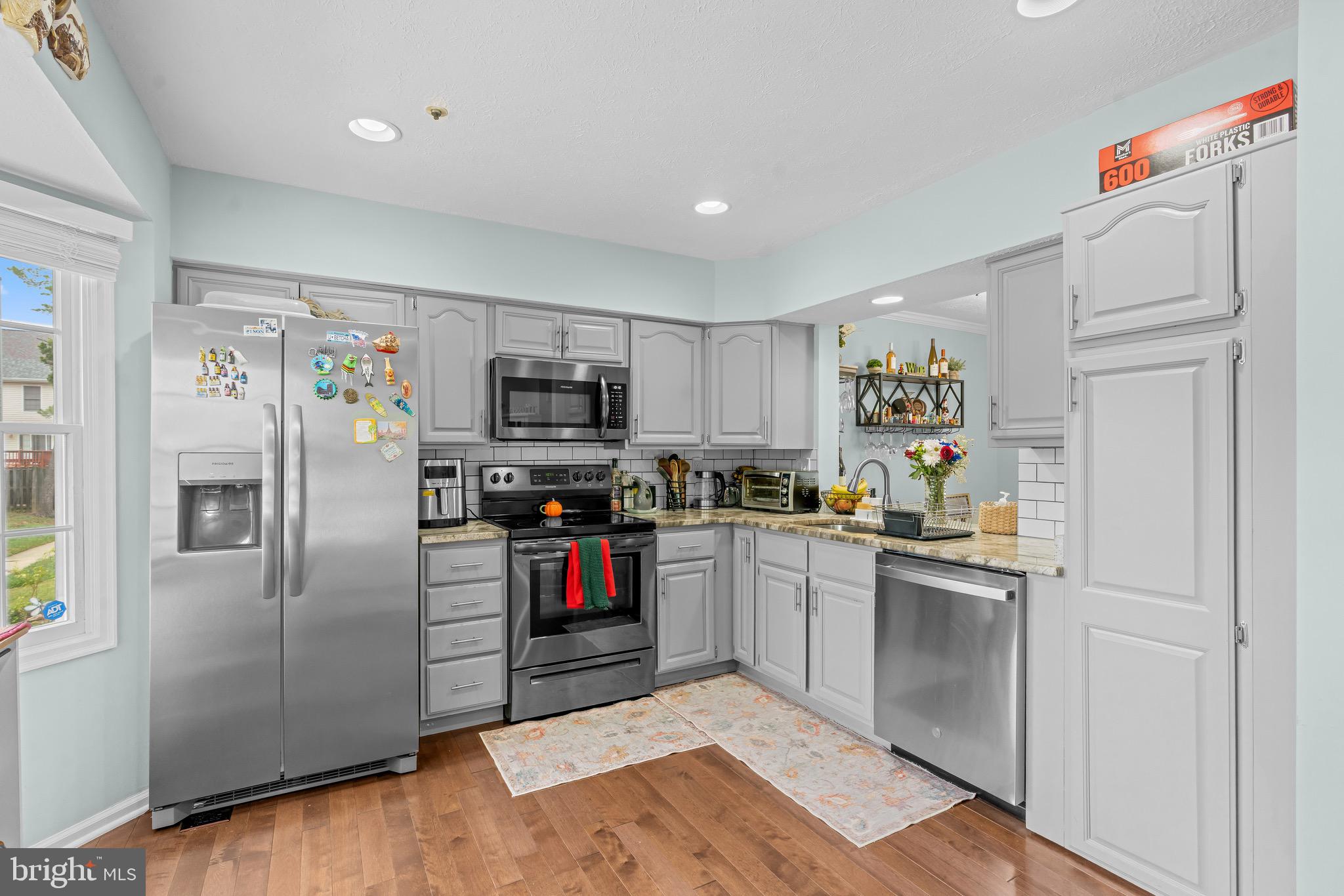 SADDLE CREEK - Residential