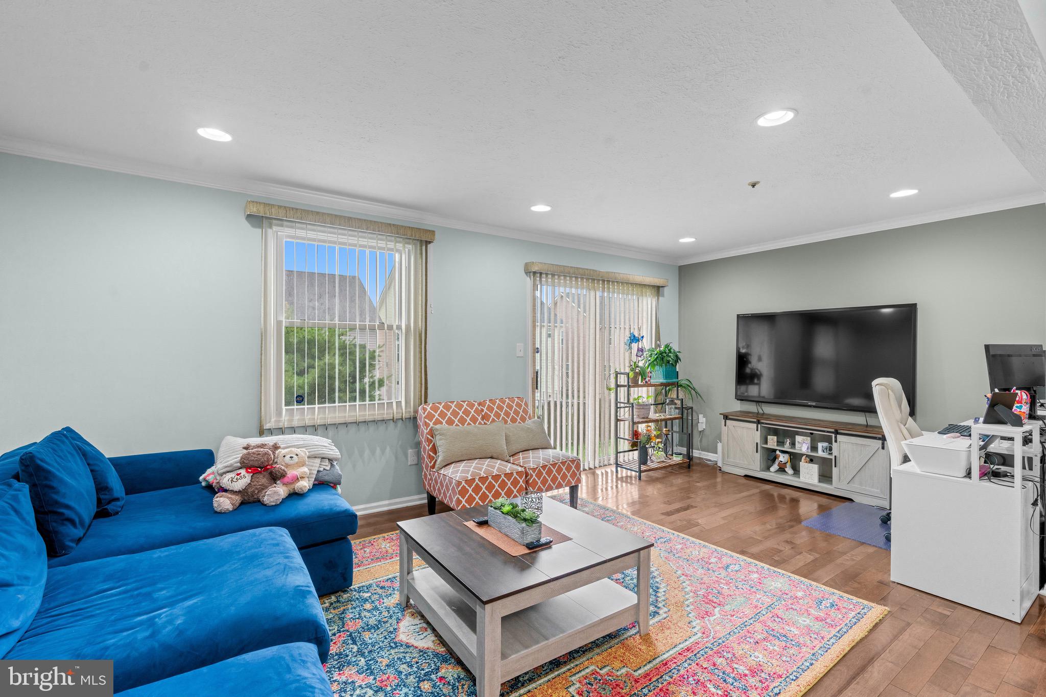 SADDLE CREEK - Residential