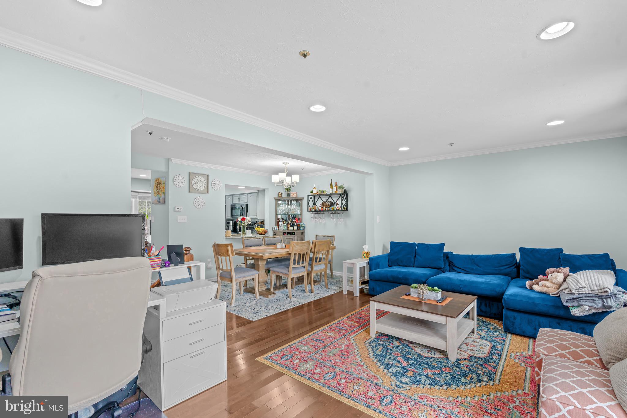 SADDLE CREEK - Residential