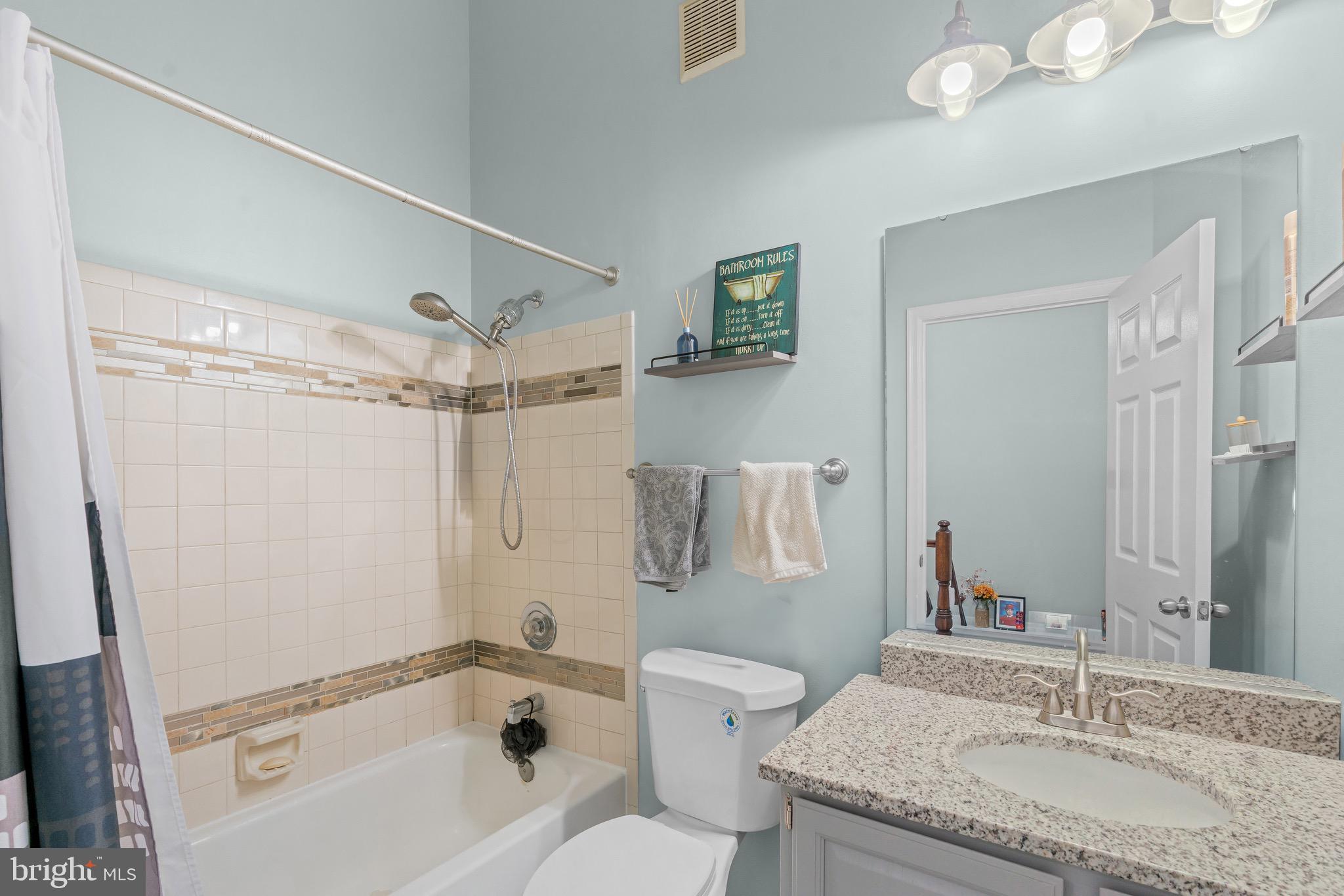 SADDLE CREEK - Residential