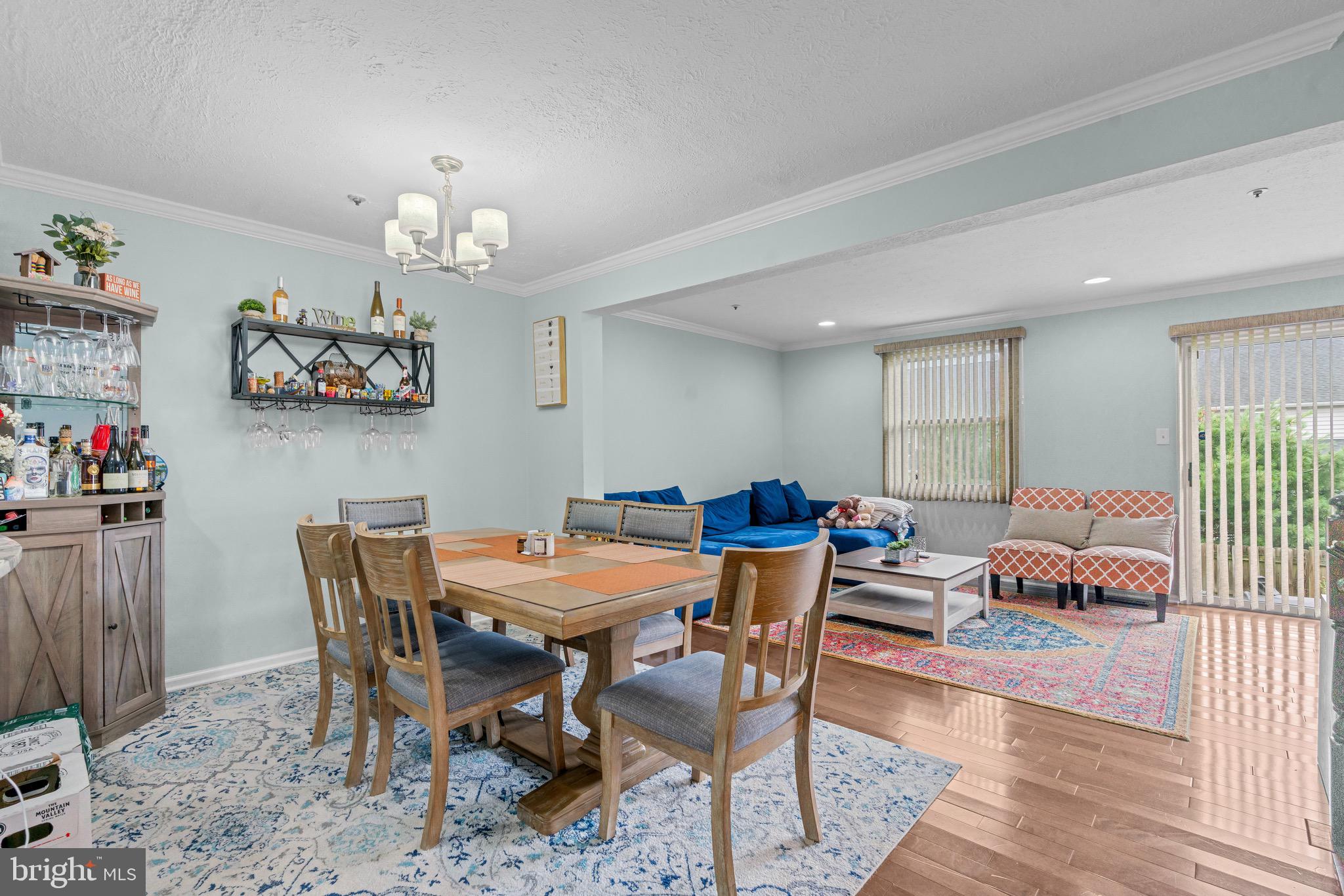 SADDLE CREEK - Residential