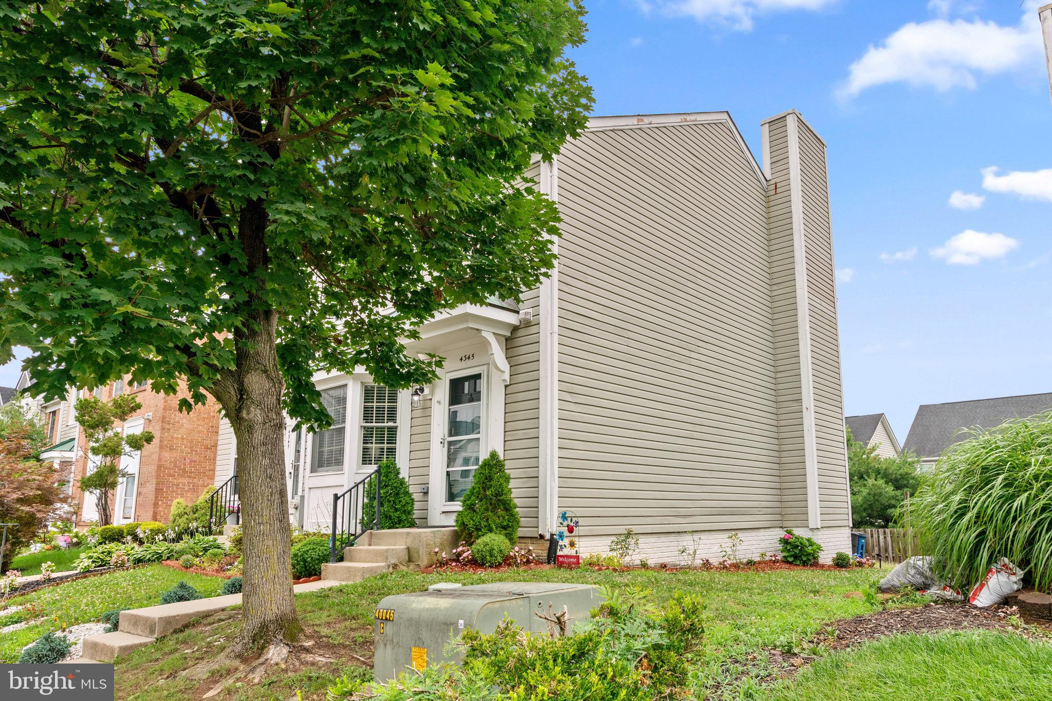 SADDLE CREEK - Residential
