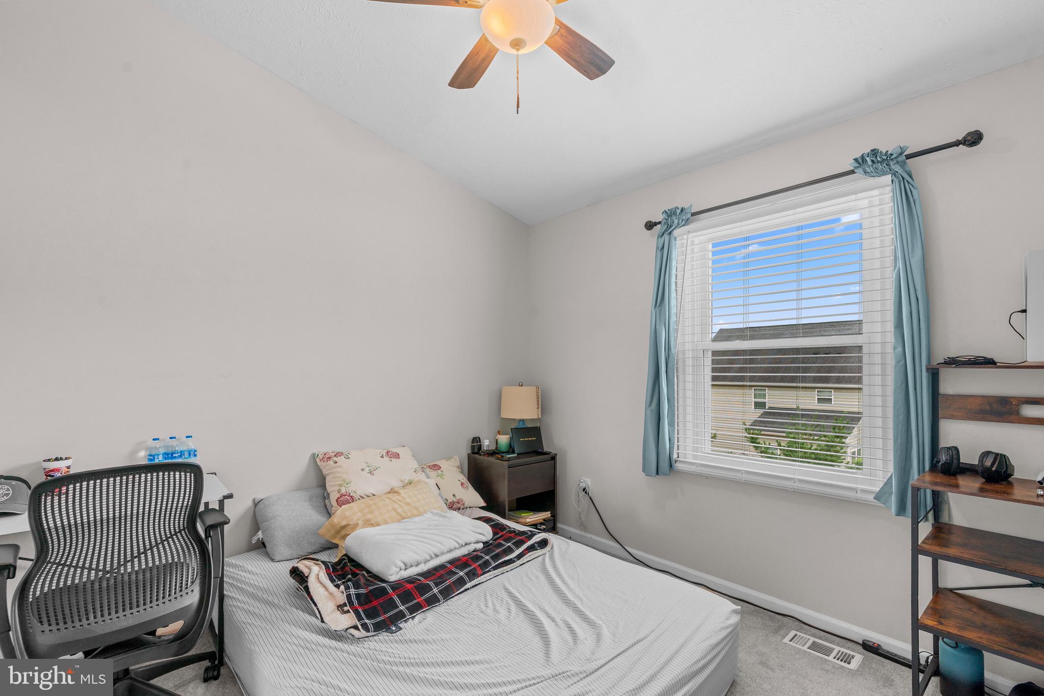 SADDLE CREEK - Residential