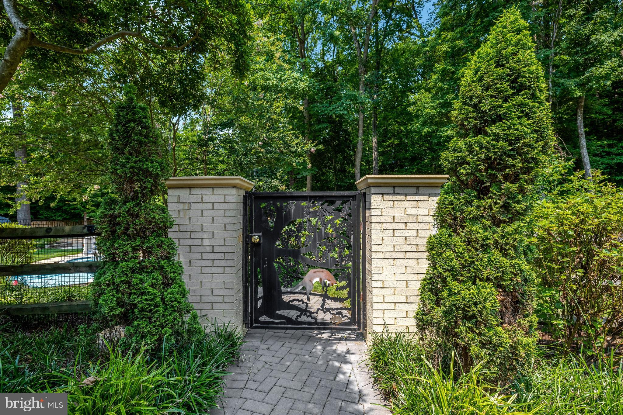 KILLARNEY - Residential