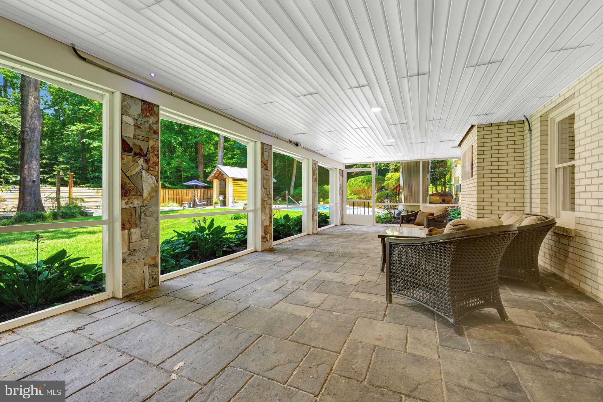 KILLARNEY - Residential