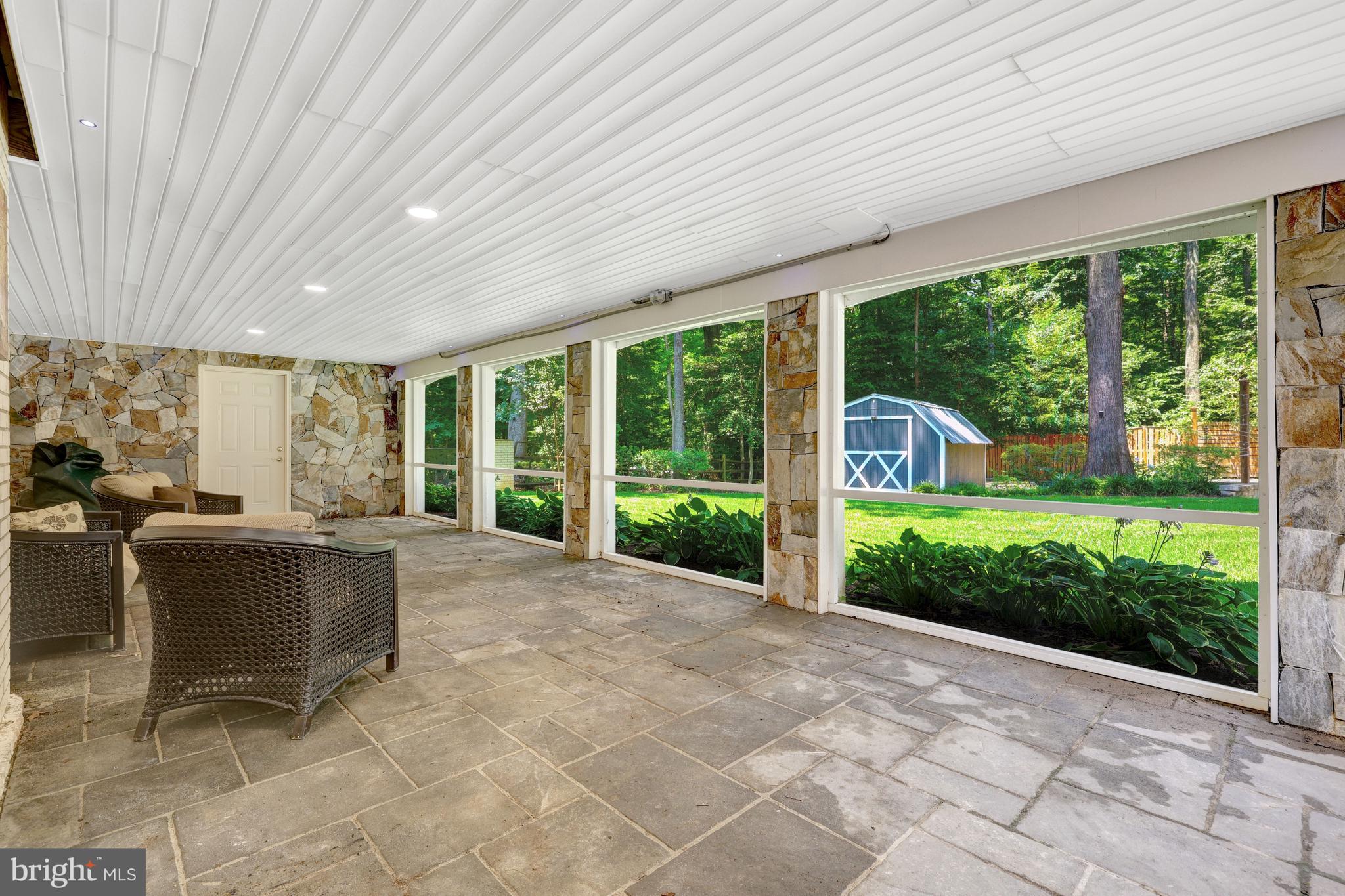 KILLARNEY - Residential