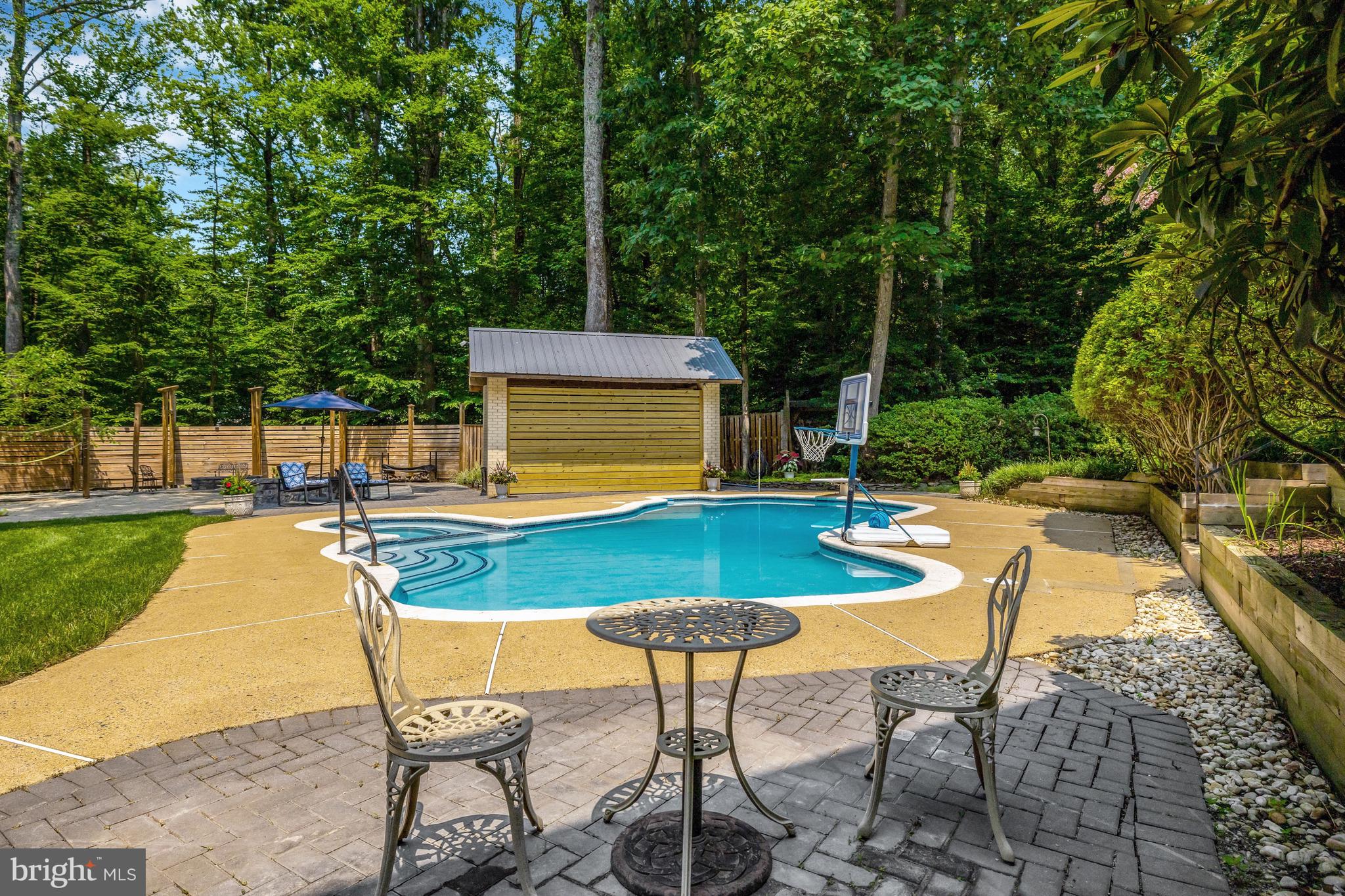 KILLARNEY - Residential