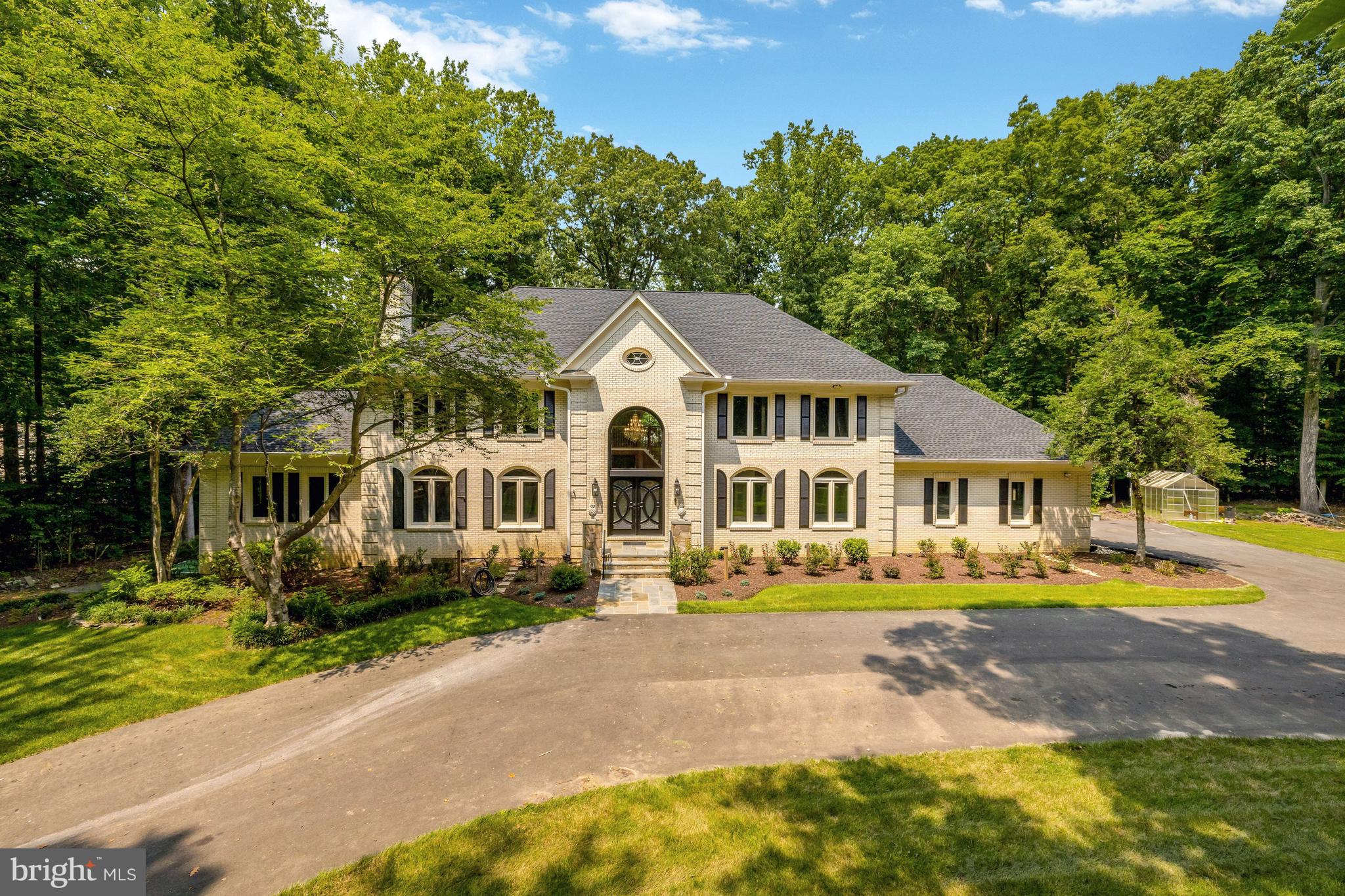 KILLARNEY - Residential