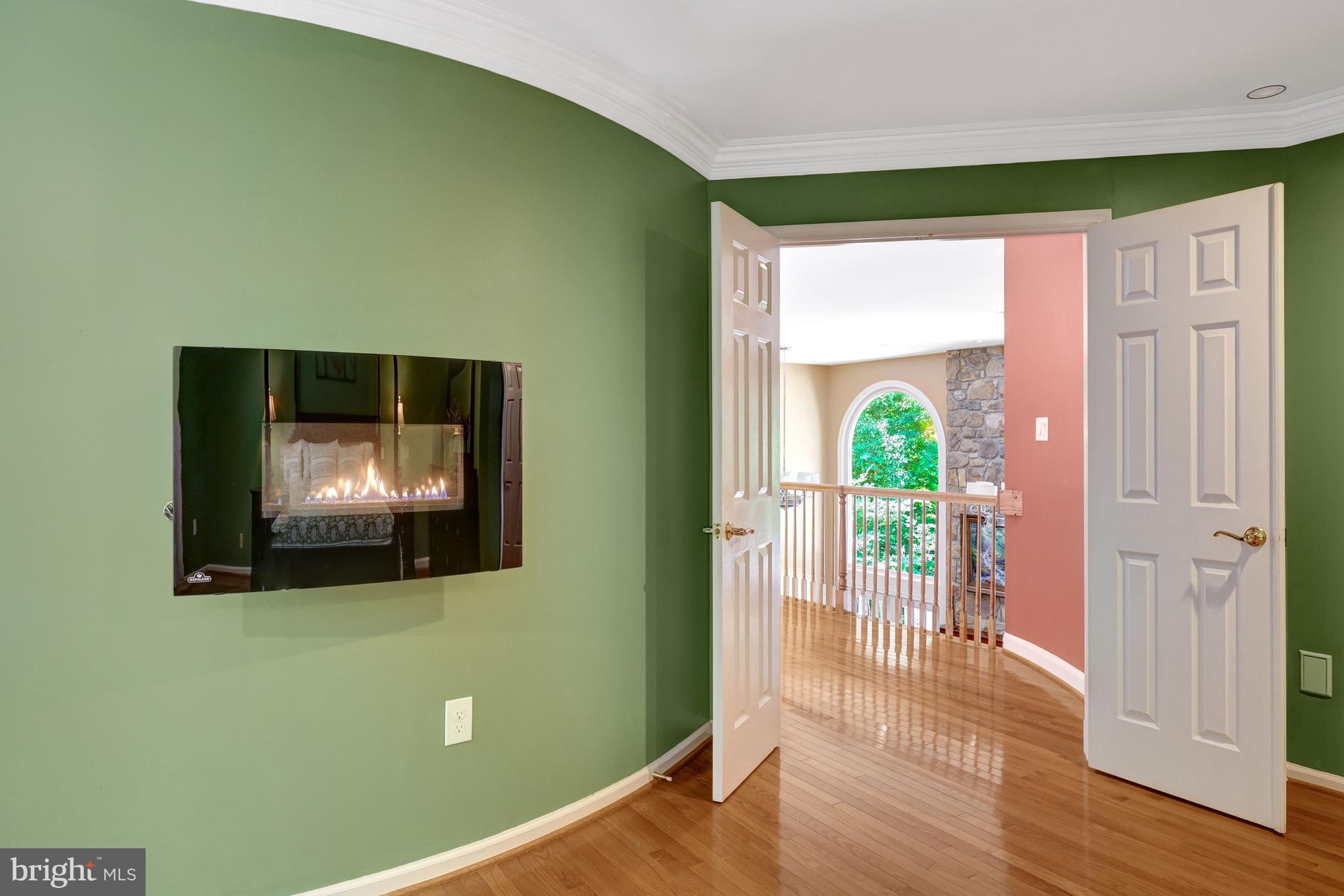 KILLARNEY - Residential
