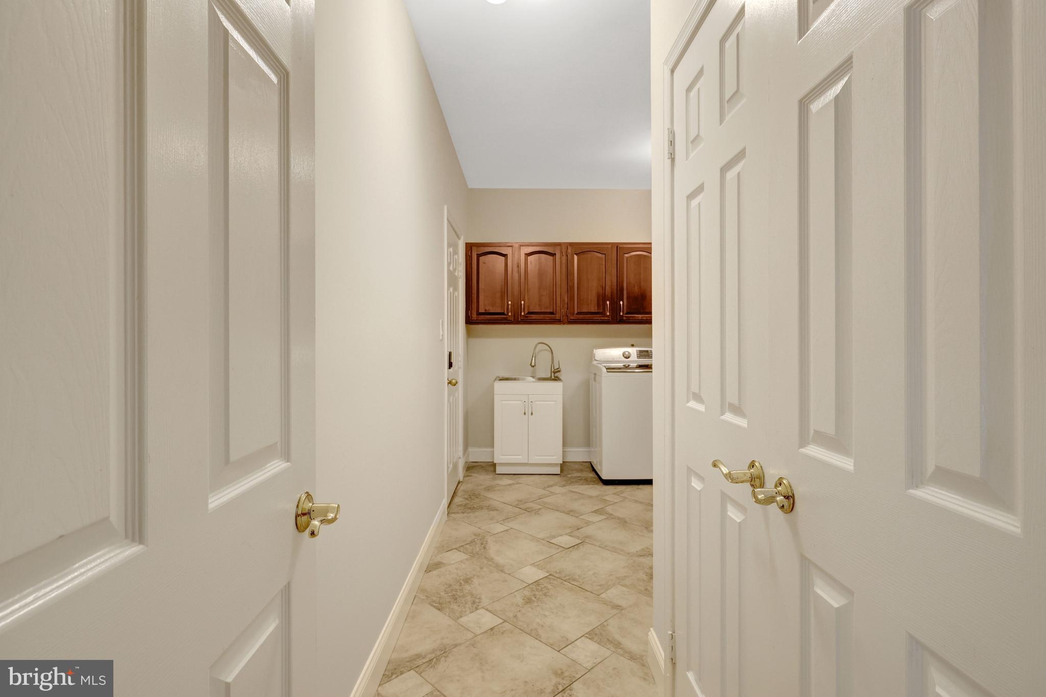 KILLARNEY - Residential