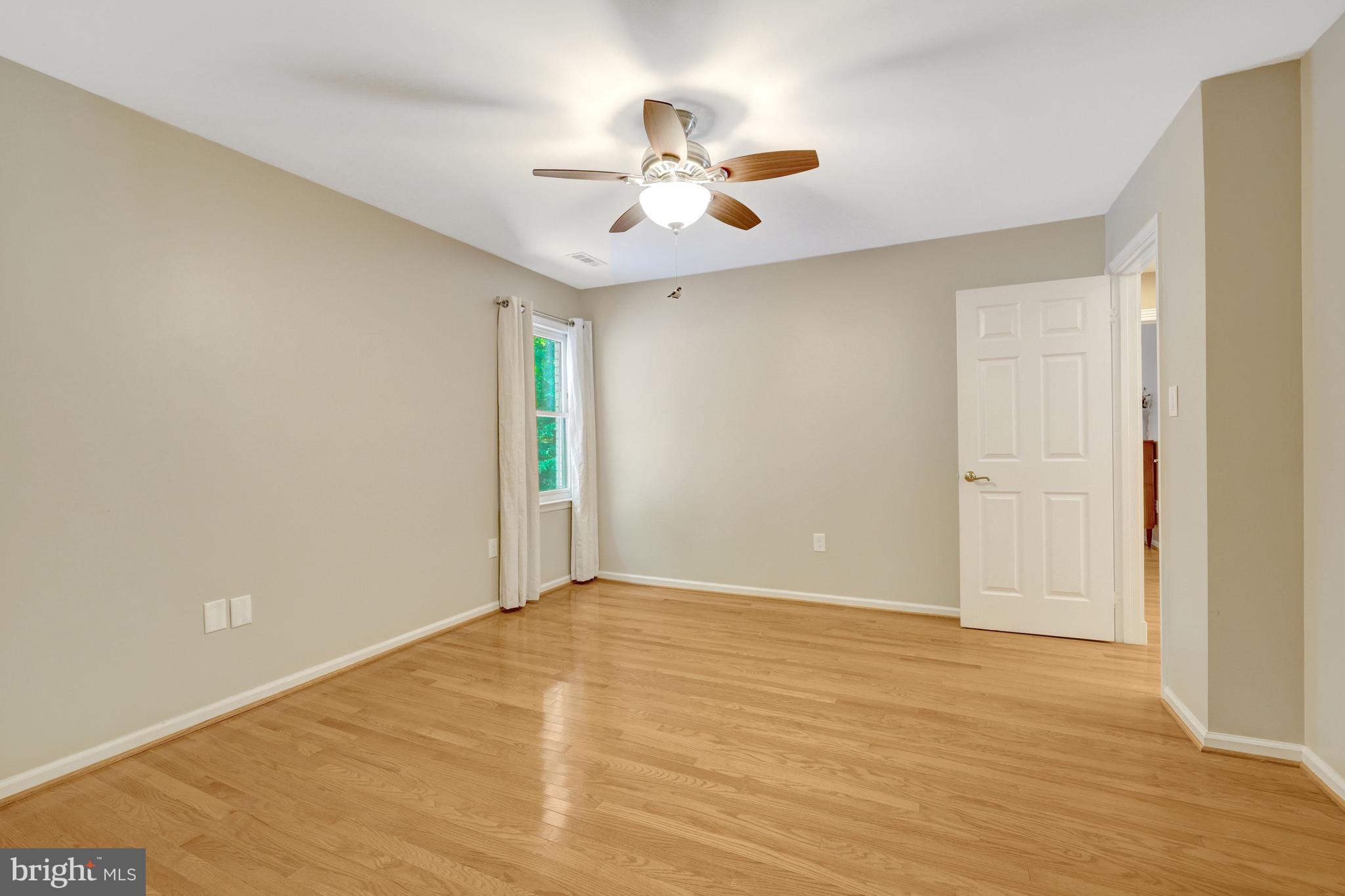 KILLARNEY - Residential