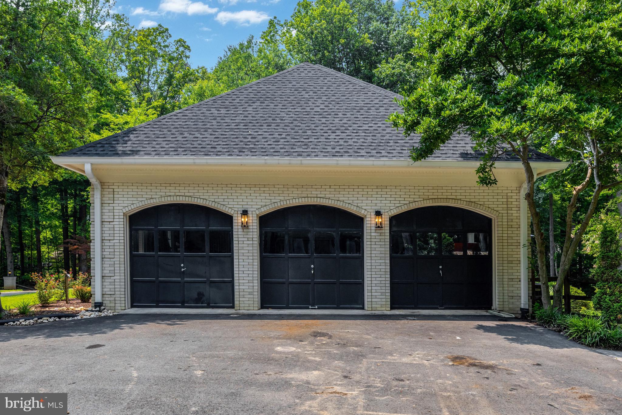 KILLARNEY - Residential