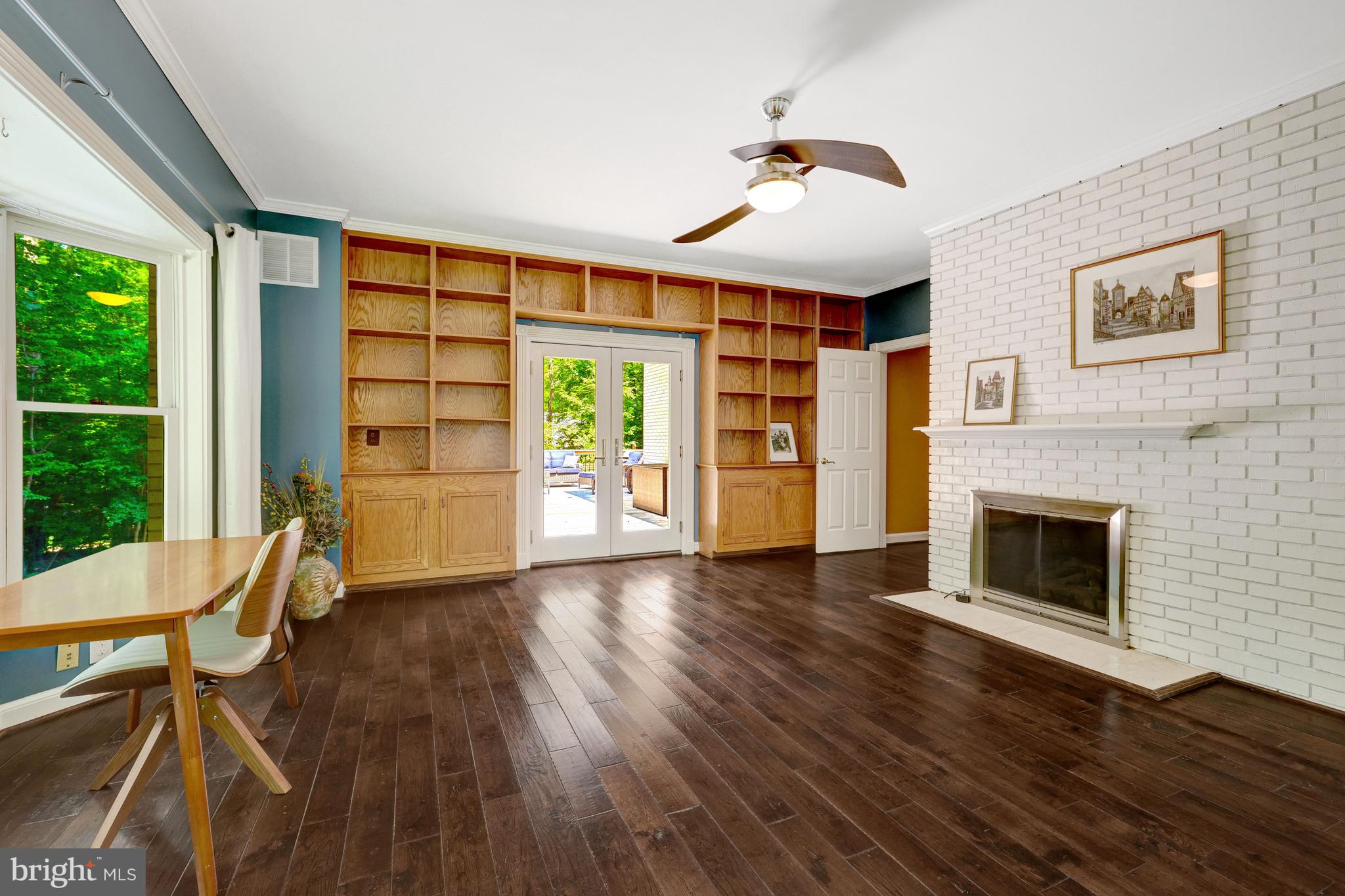 KILLARNEY - Residential