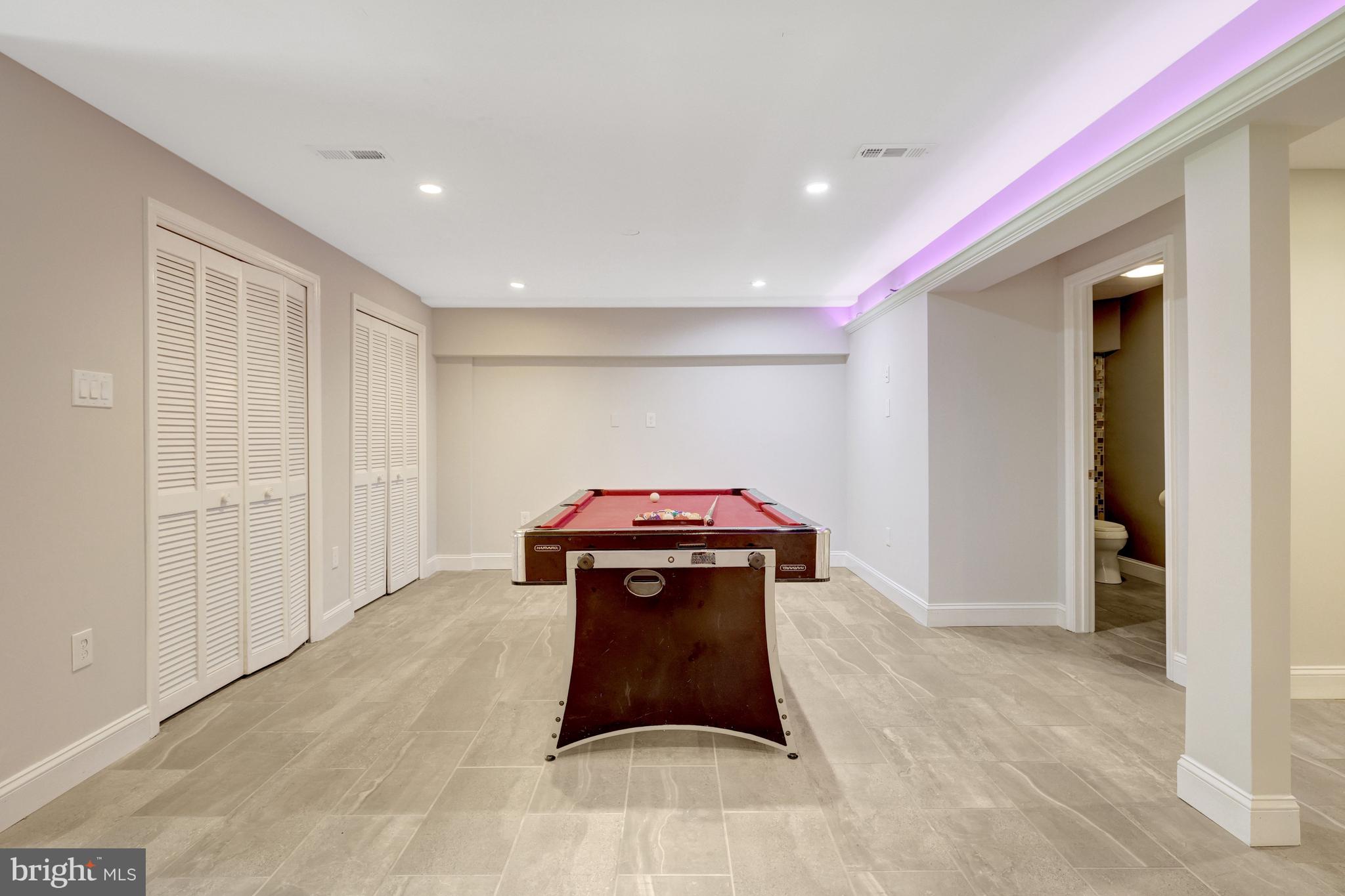 KILLARNEY - Residential