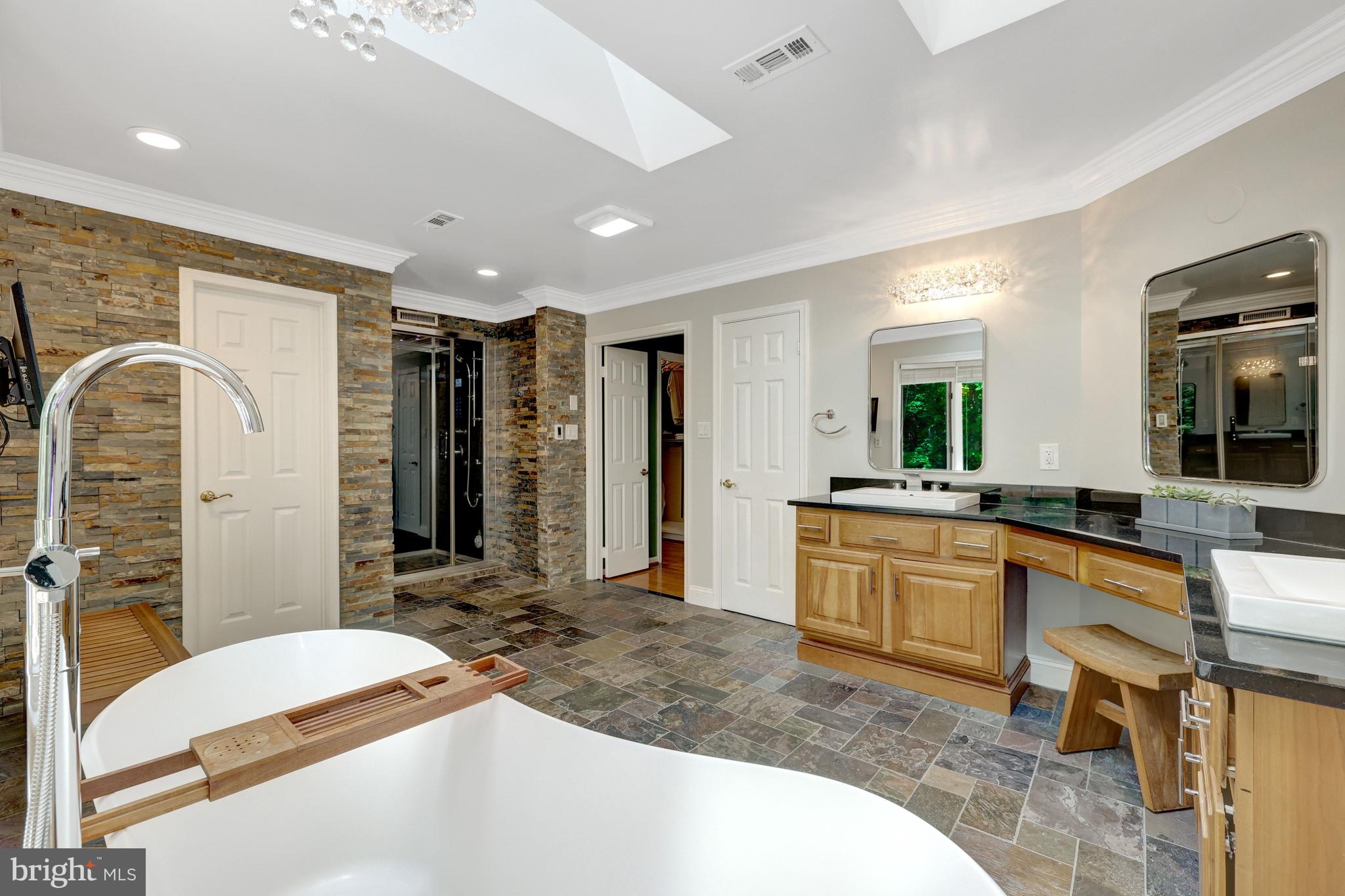 KILLARNEY - Residential