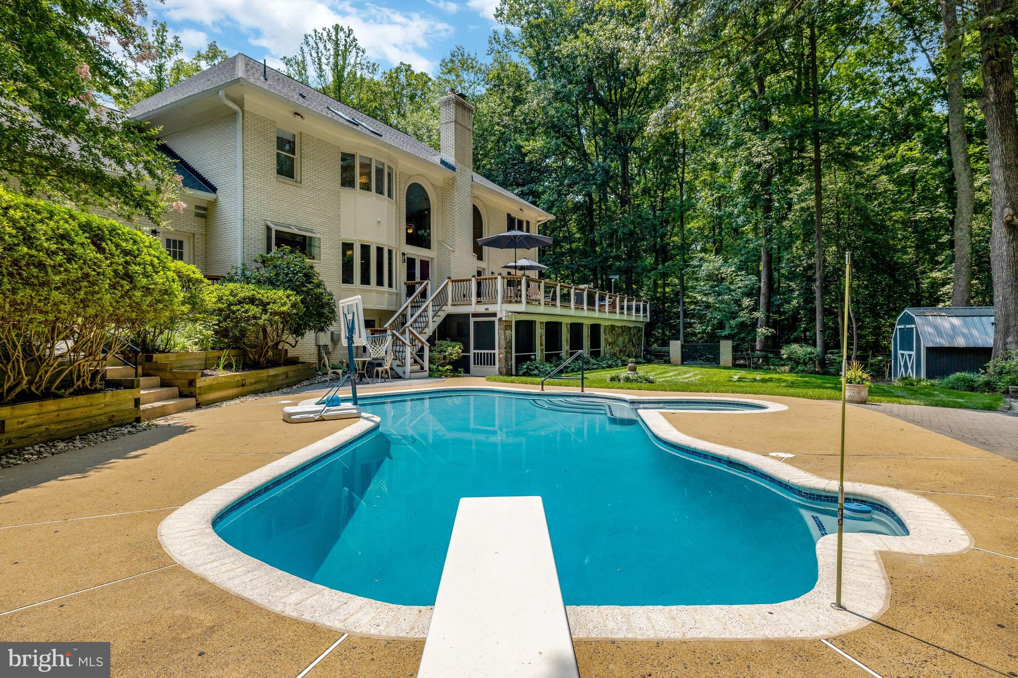 KILLARNEY - Residential
